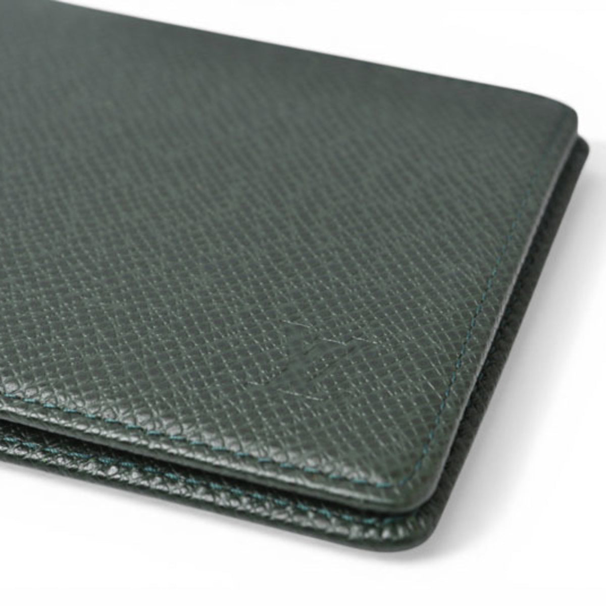 Louis Vuitton Taiga Episea Leather Wallet (Bi-Fold) (Pre-Owned)