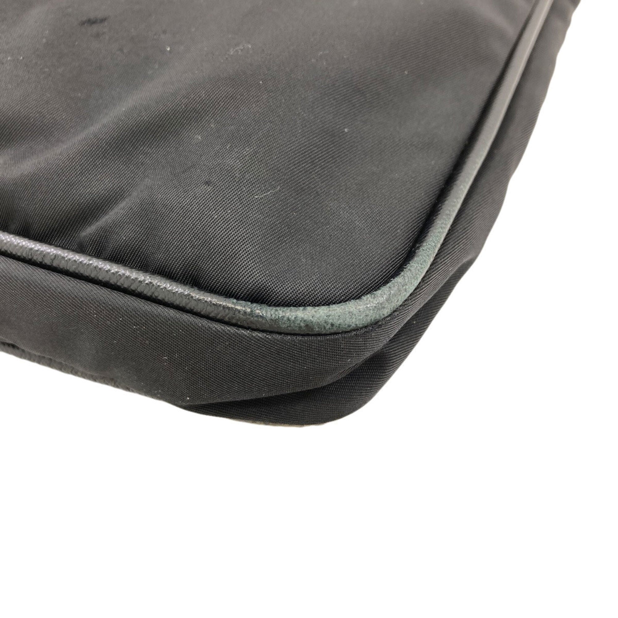 Prada Black Nylon Shoulder Bag (Pre-Owned)