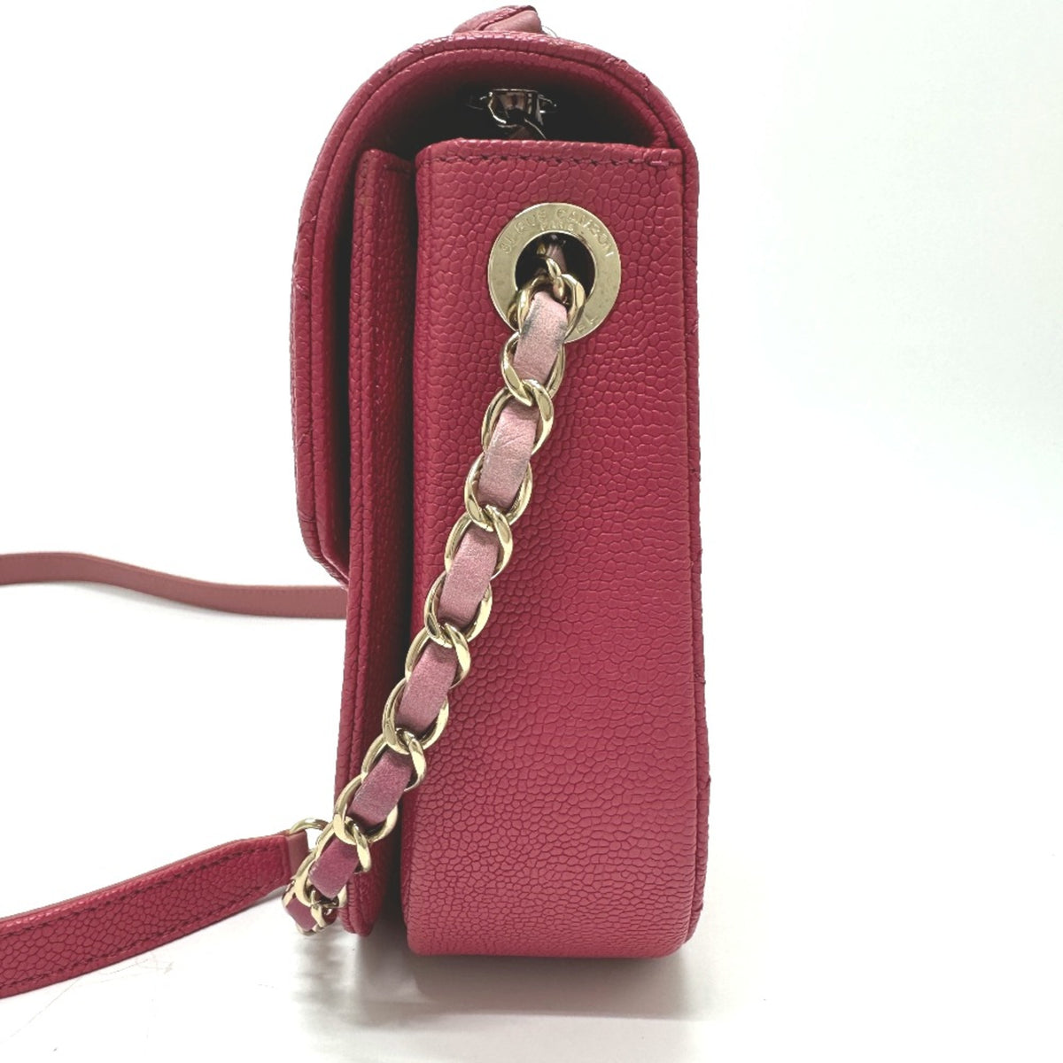 Chanel Pink Leather Shoulder Bag (Pre-Owned)