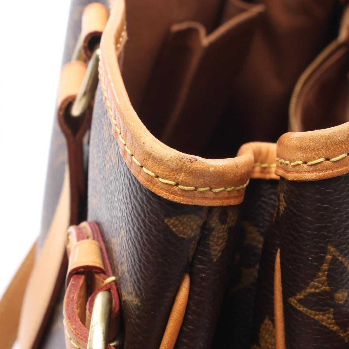 Louis Vuitton Brown Monogram Coated Canvas Leather Handbag Shoulder Bag (Pre-Owned)