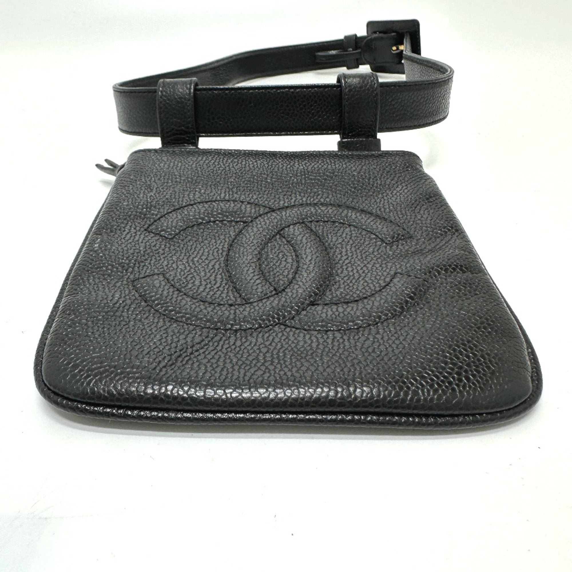 Chanel Black Leather Pouch (Pre-Owned)
