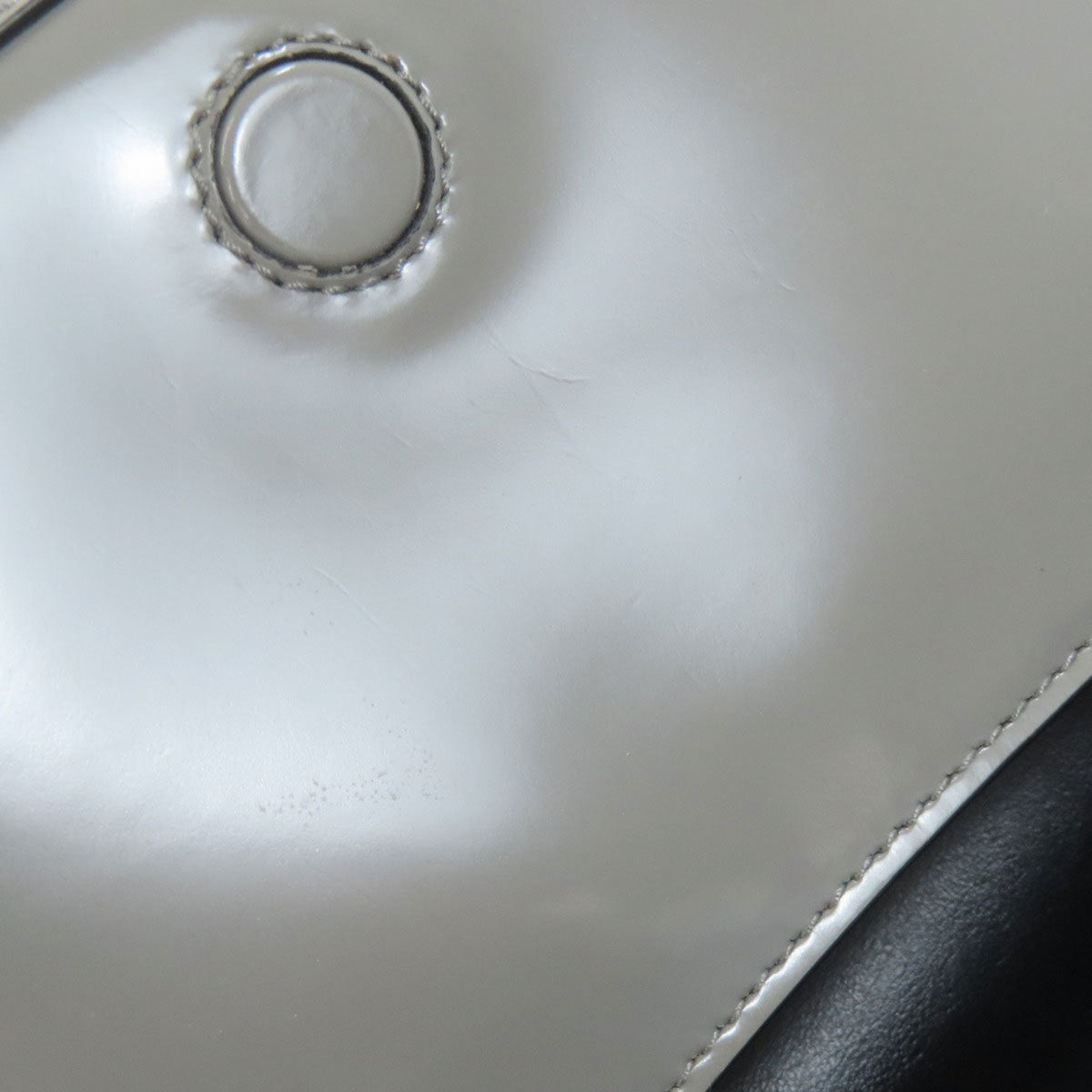 Prada Gray Leather Shoulder Bag (Pre-Owned)