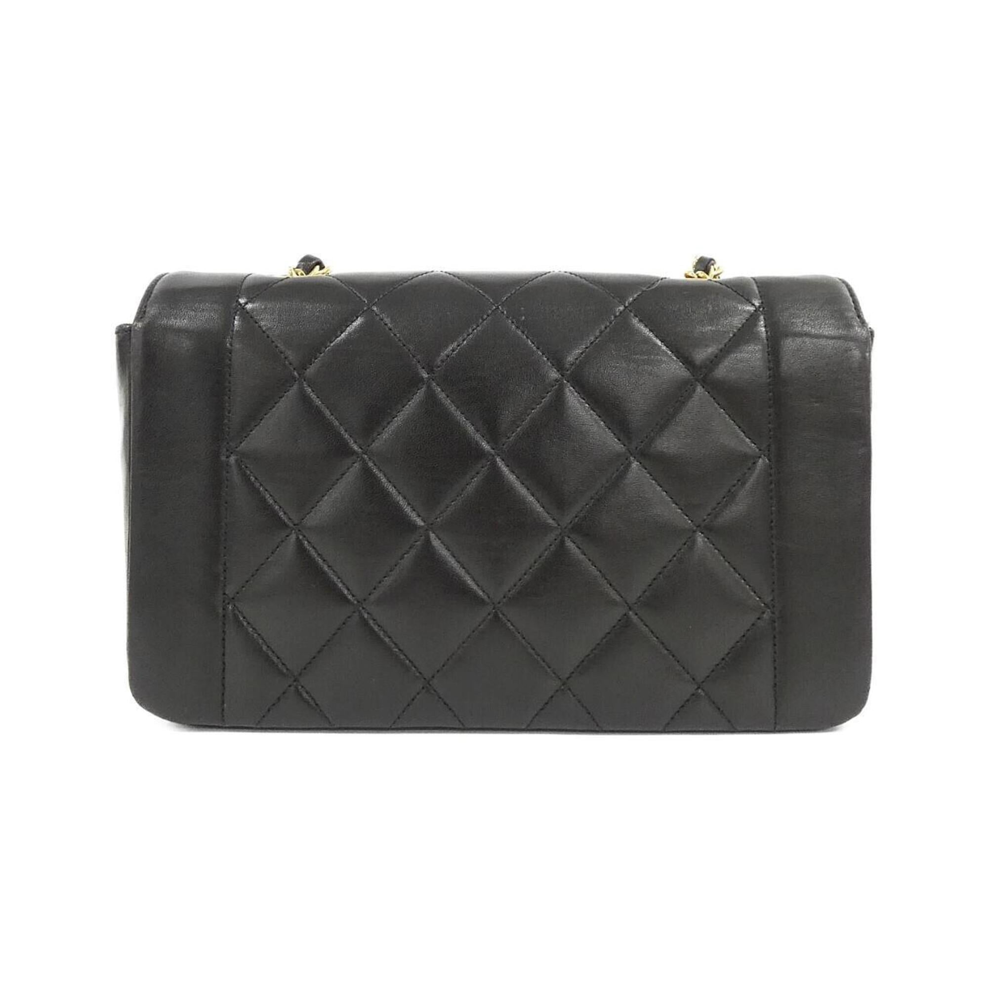 Chanel Black Bordeaux Leather Shoulder Bag (Pre-Owned)