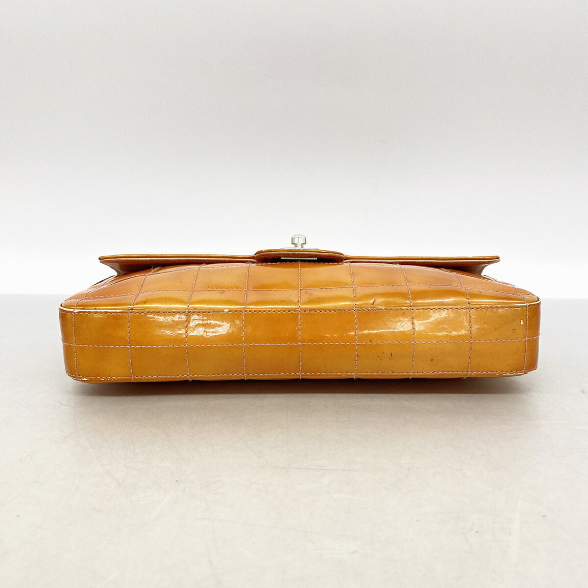 Chanel Orange Patent Leather Shoulder Bag (Pre-Owned)