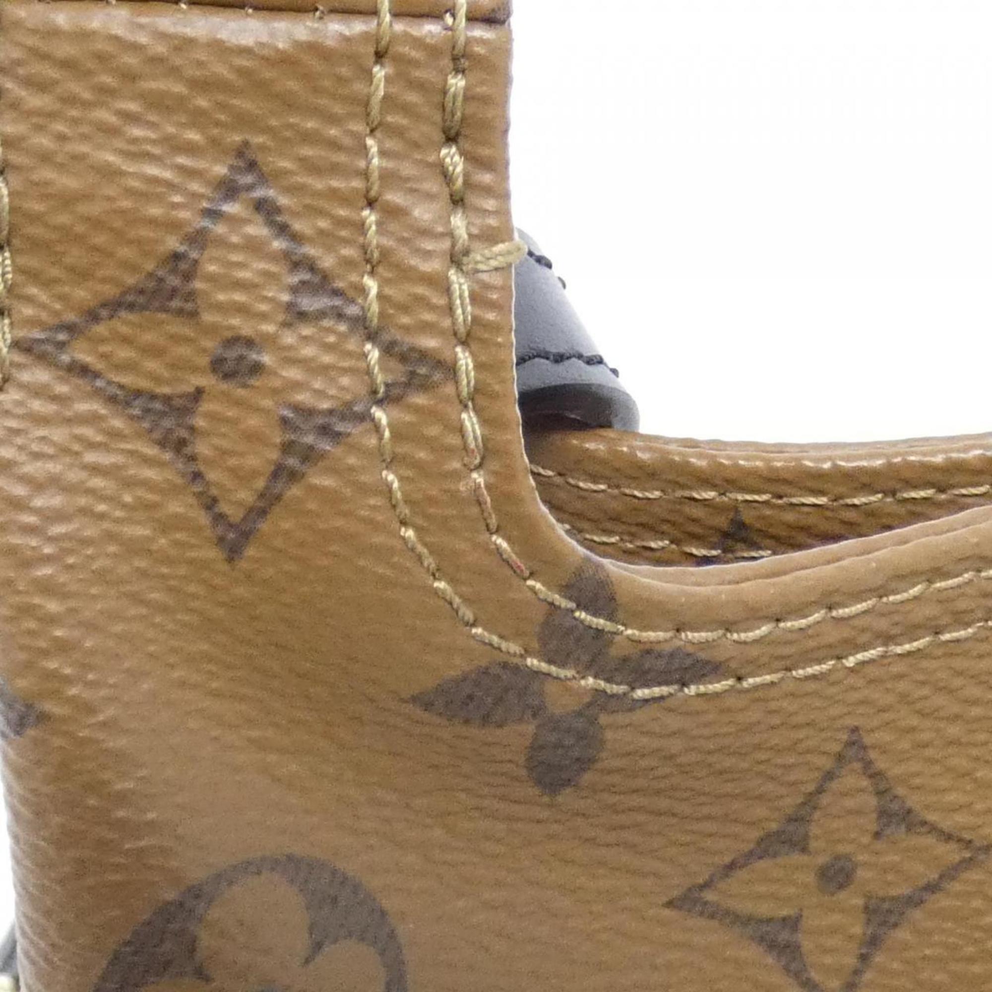 Louis Vuitton Marron Coated Canvas Shoulder Bag (Pre-Owned)