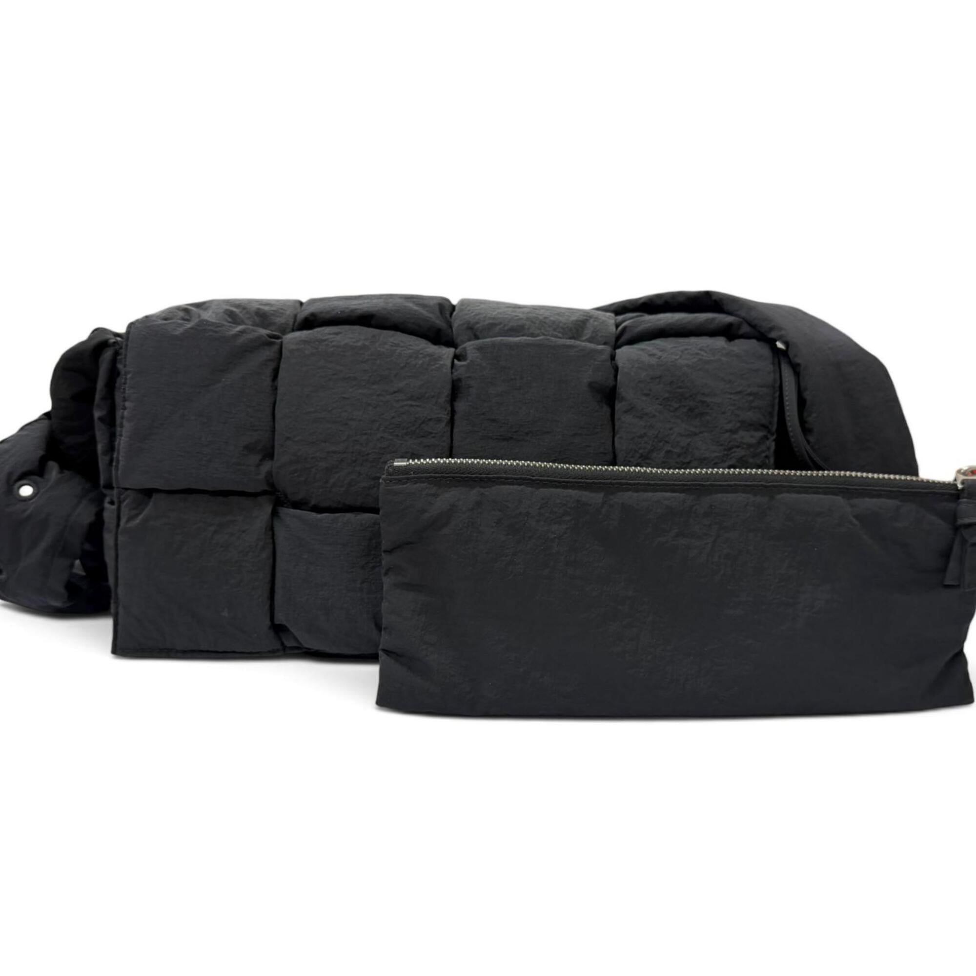 Bottega Veneta Black Nylon Shoulder Bag Sling Bag (Pre-Owned)