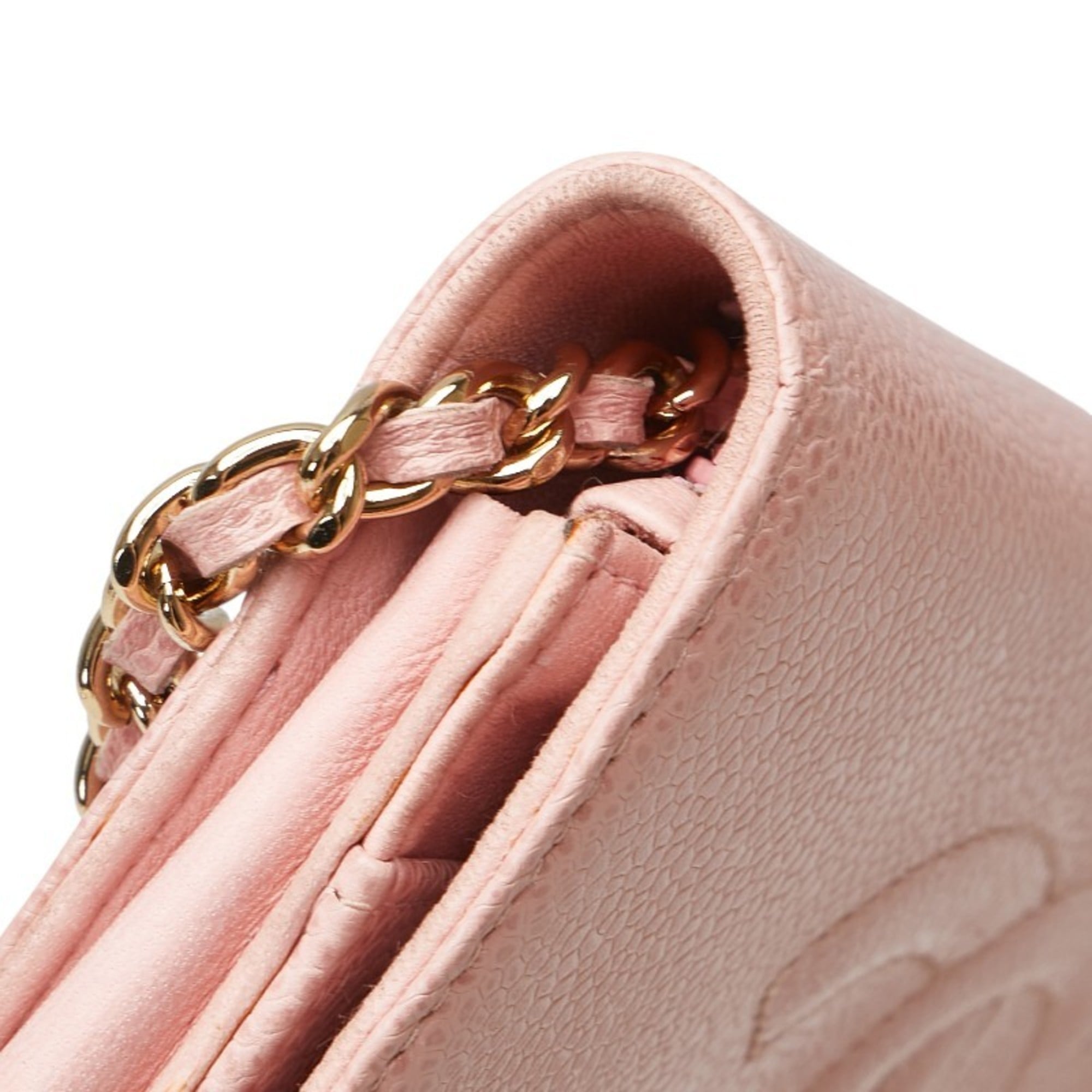 Chanel Pink Grained Calfskin Shoulder Bag (Pre-Owned)
