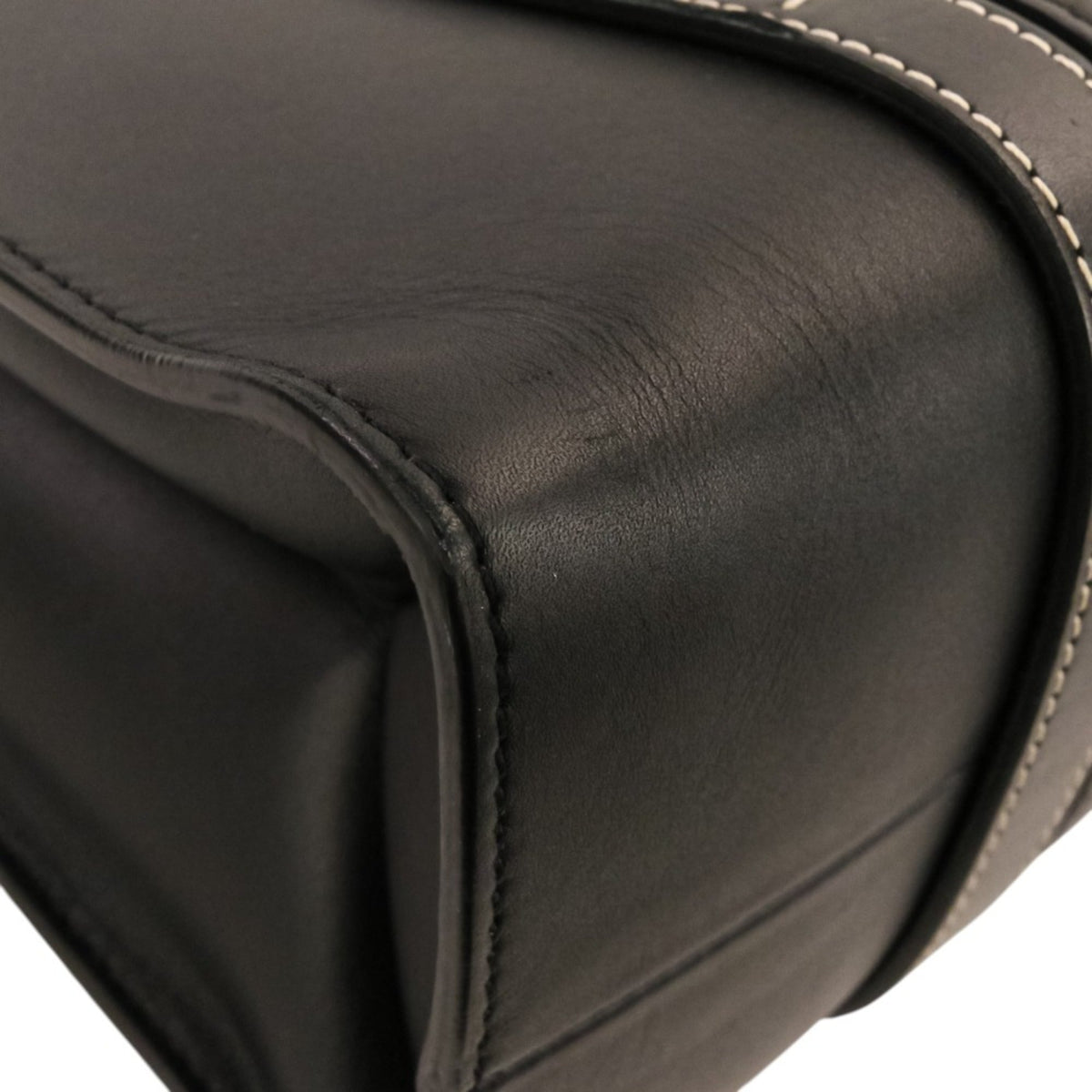 Chloé Black Leather Handbag Tote Bag (Pre-Owned)