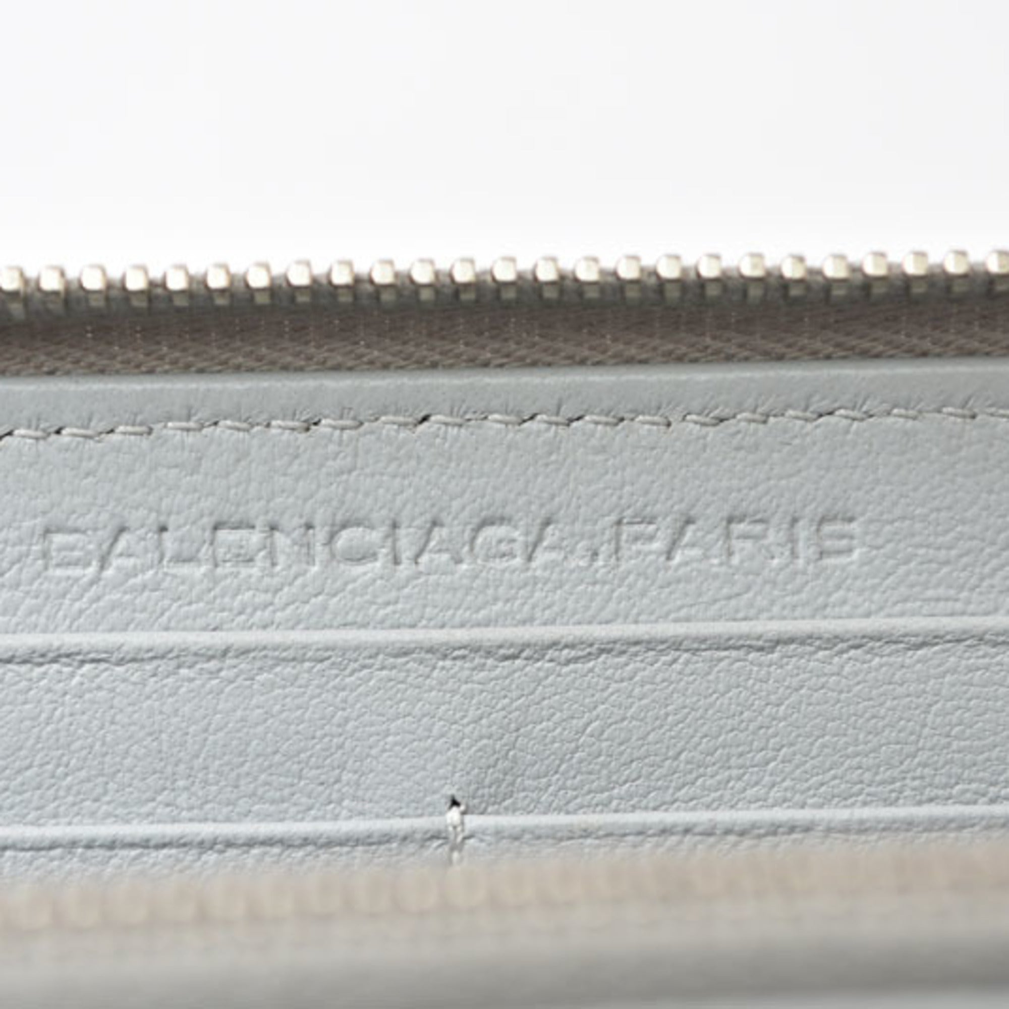 Balenciaga Light Gray Leather Long Wallet (Bi-Fold) (Pre-Owned)