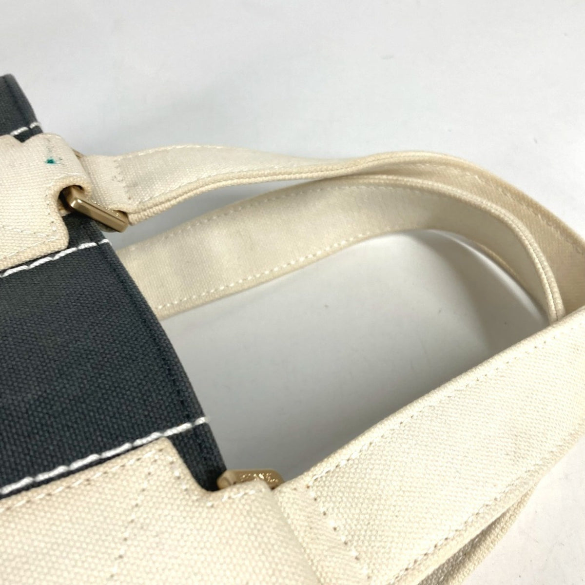 Chanel Gray White Canvas Handbag Tote Bag (Pre-Owned)