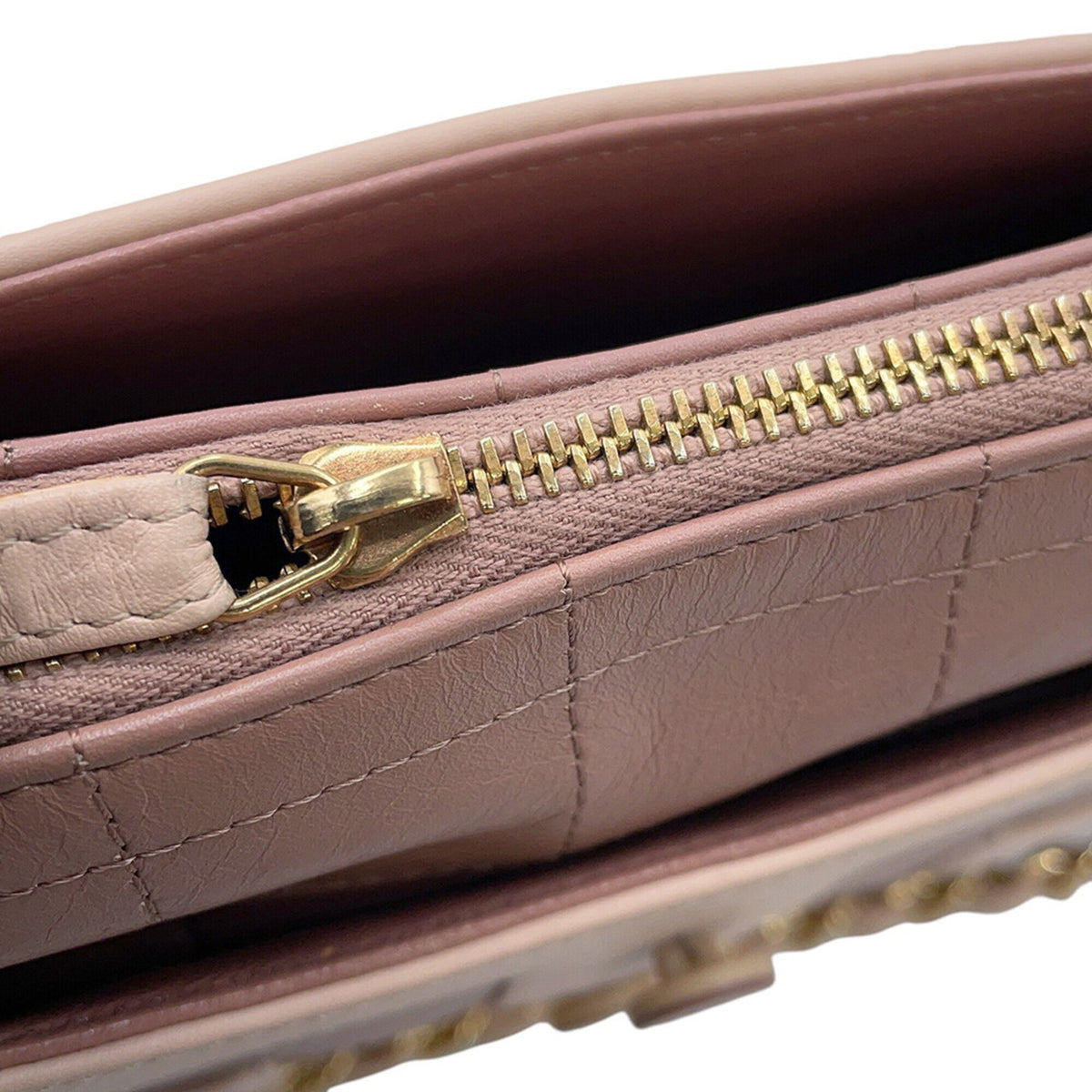 Chanel Pink Handbag Shoulder Bag (Pre-Owned)