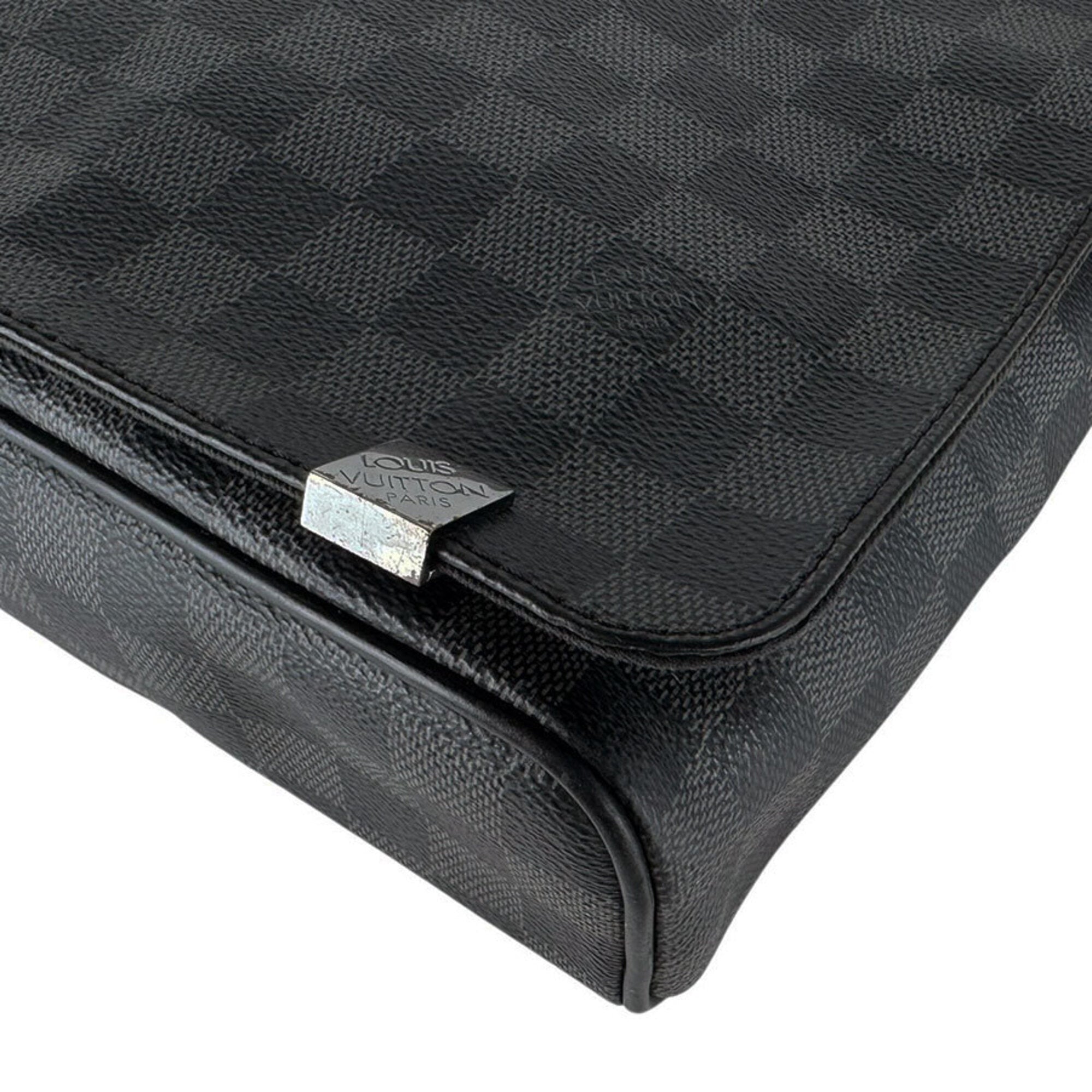 Louis Vuitton Black Damier Graphite Damier Graphite Shoulder Bag (Pre-Owned)