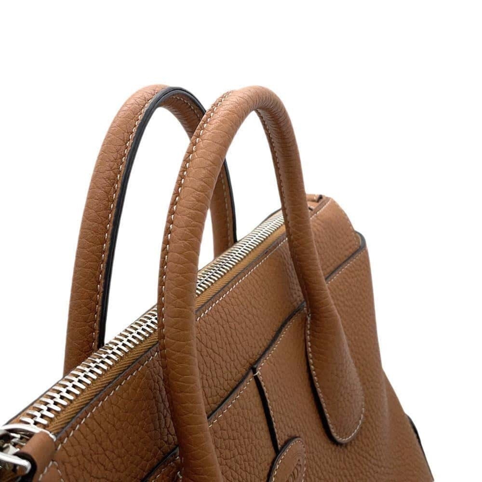 Tod's Brown Leather Handbag (Pre-Owned)