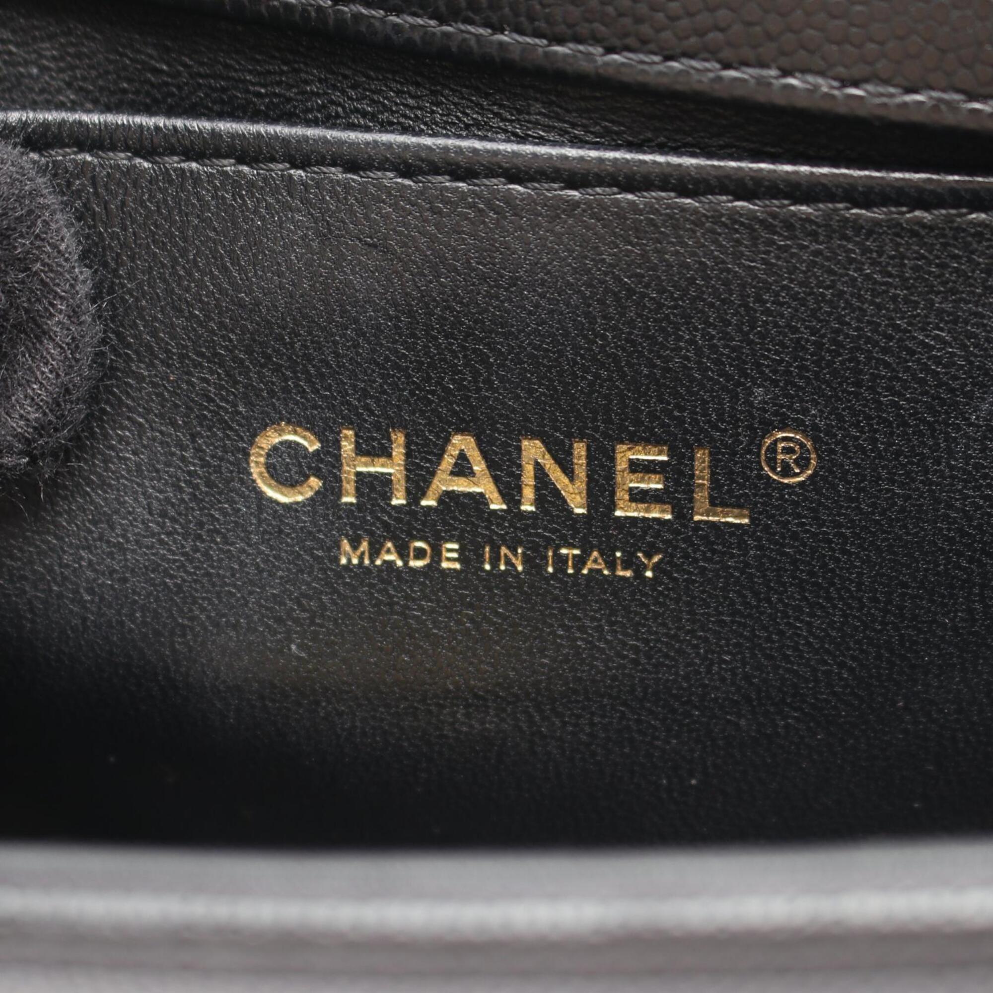 Chanel Black Grained Calfskin Handbag Shoulder Bag (Pre-Owned)