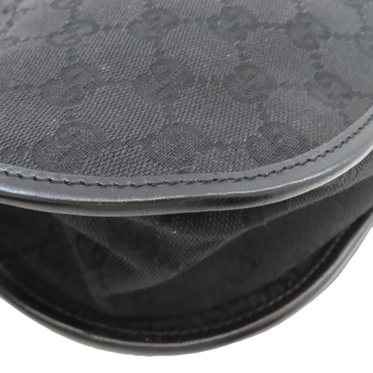 Gucci Black Canvas Shoulder Bag (Pre-Owned)