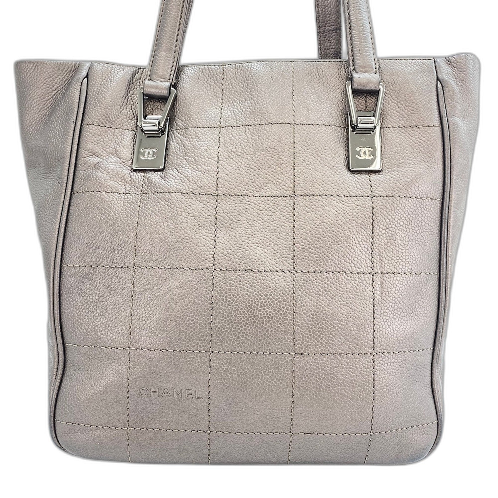 Chanel Black Leather Tote Bag (Pre-Owned)