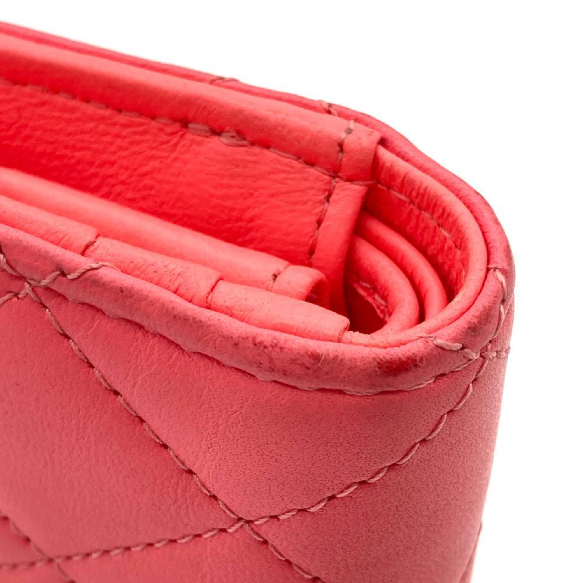 Chanel Pink Leather Wallet (Bi-Fold) (Pre-Owned)