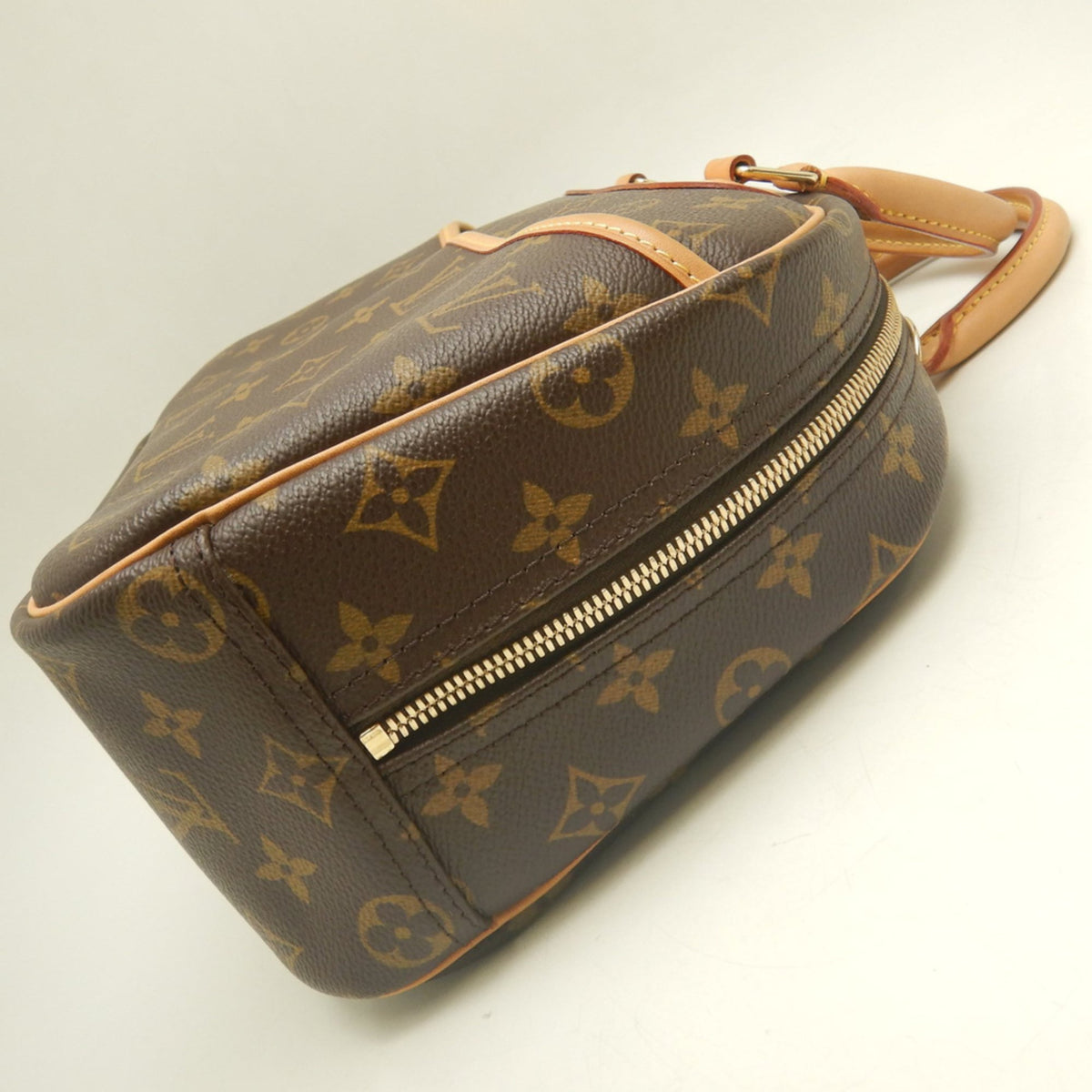 Louis Vuitton Brown Monogram Monogram Canvas Handbag (Pre-Owned)