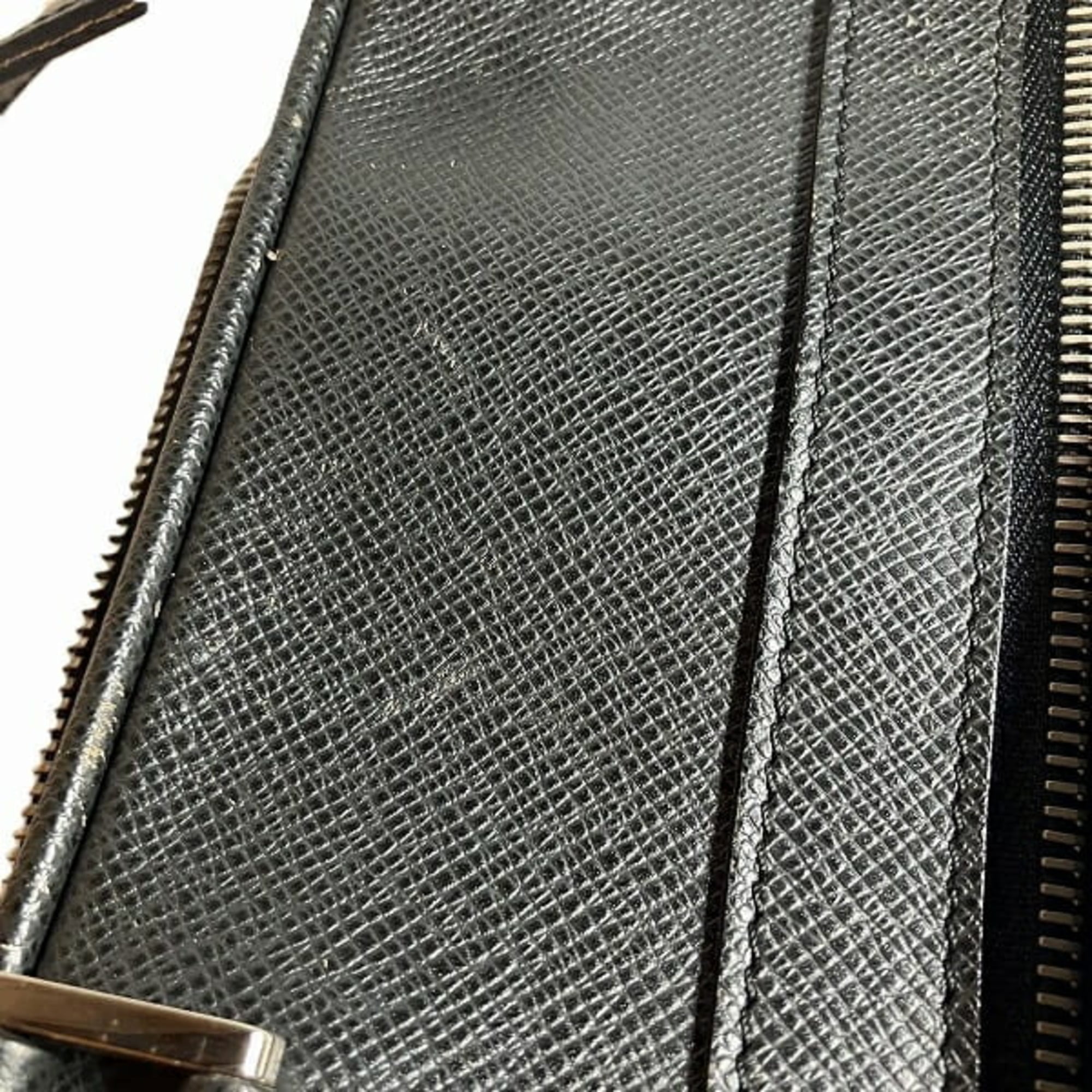 Louis Vuitton Ardoise Taiga Leather Handbag (Pre-Owned)
