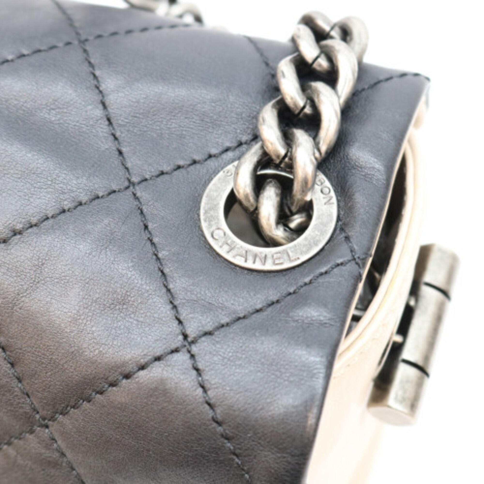 Chanel Black Ivory Leather Shoulder Bag (Pre-Owned)