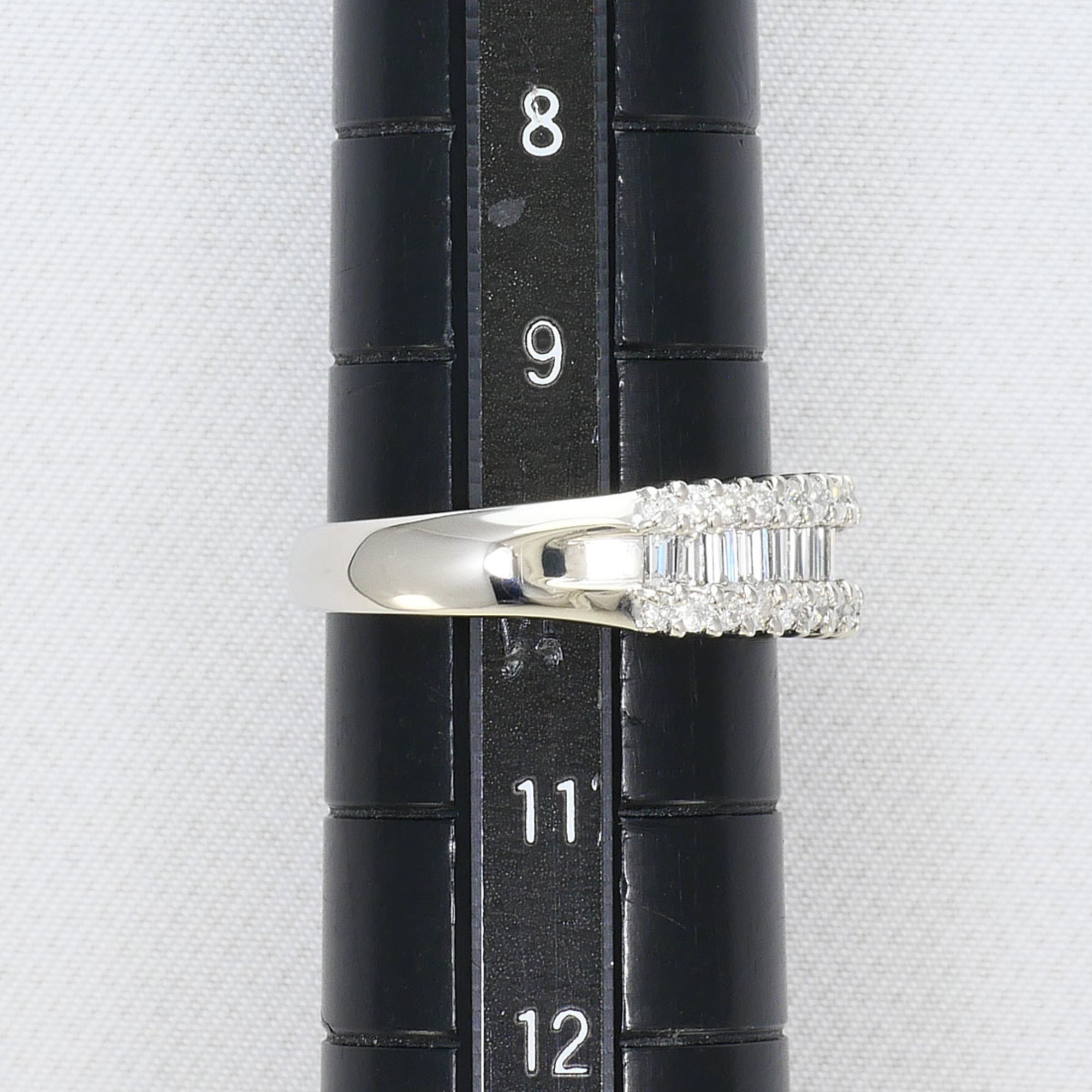 Unbranded Platinum 900 Band Ring (Pre-Owned)