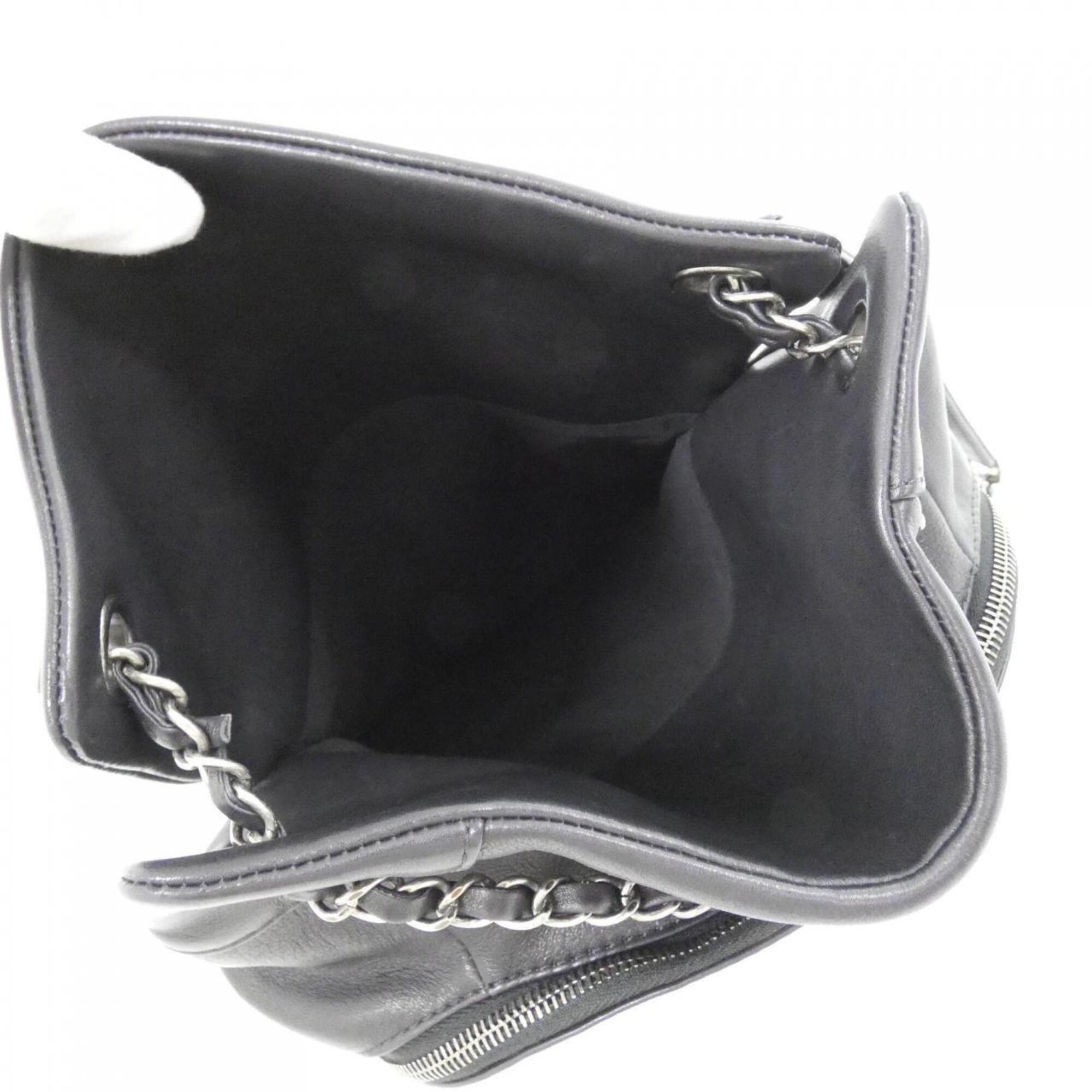 Chanel Black Leather Backpack (Pre-Owned)