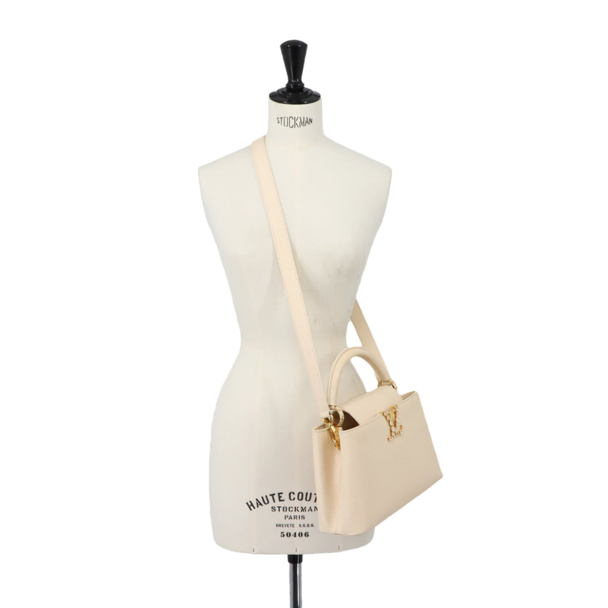 Louis Vuitton Capucines Light Beige Handbag (Pre-Owned)