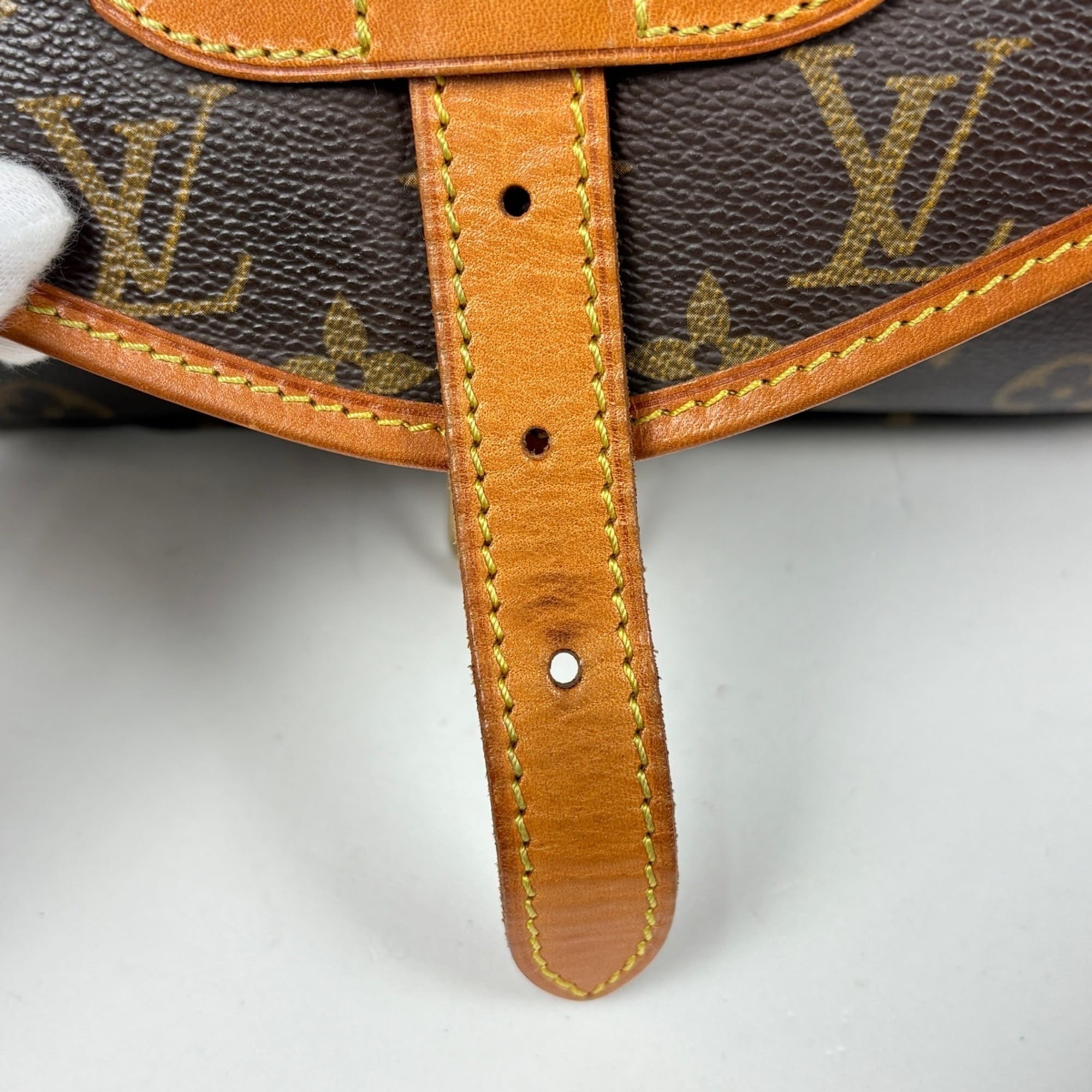 Louis Vuitton Brown Monogram Shoulder Bag (Pre-Owned)