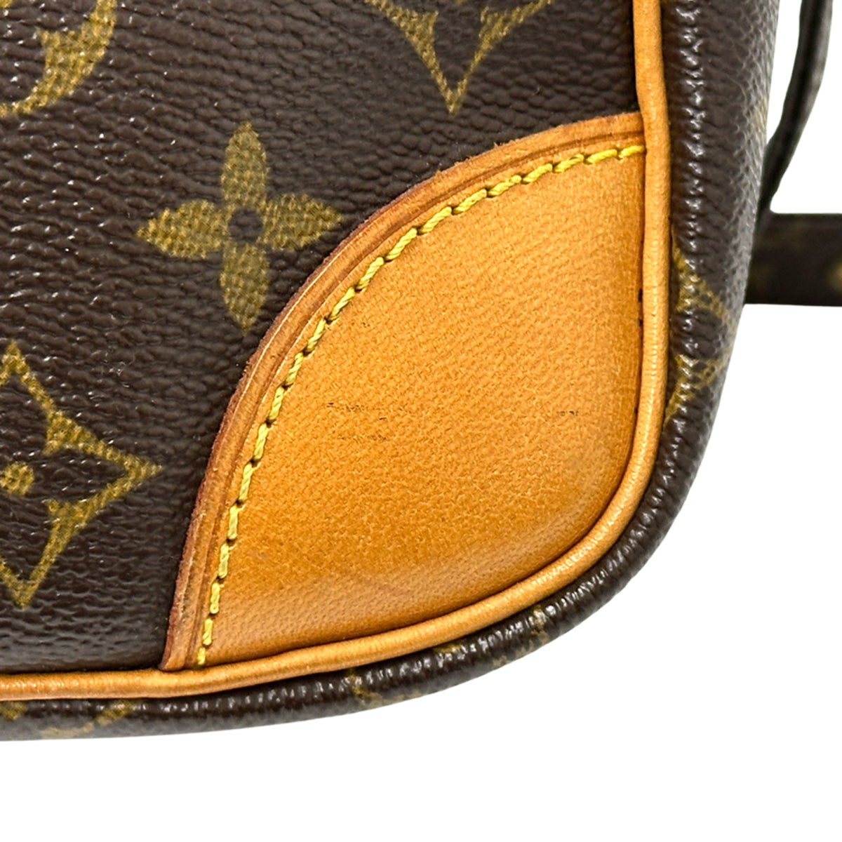 Louis Vuitton Brown Monogram Monogram Shoulder Bag (Pre-Owned)