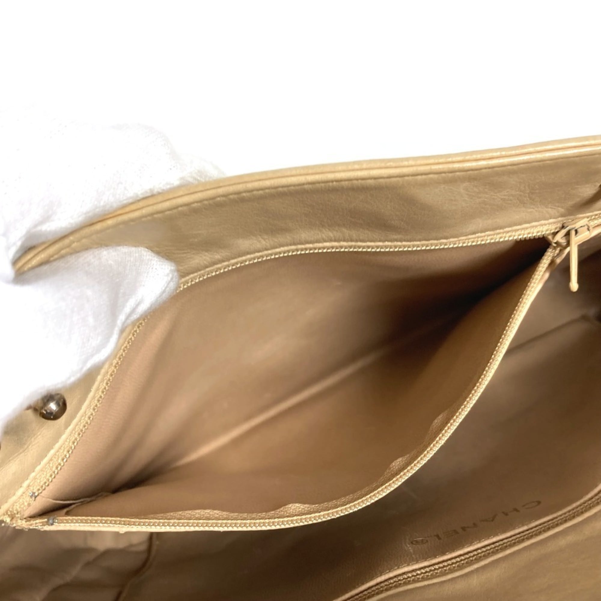Chanel Beige Leather Shoulder Bag Tote Bag (Pre-Owned)