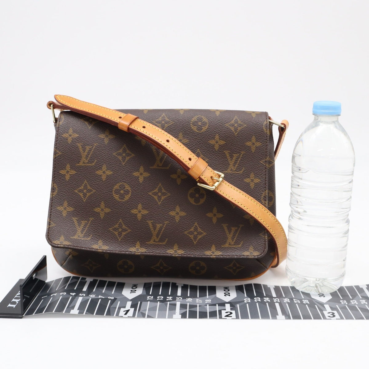 Louis Vuitton Beige Brown Coated Canvas Leather Shoulder Bag (Pre-Owned)