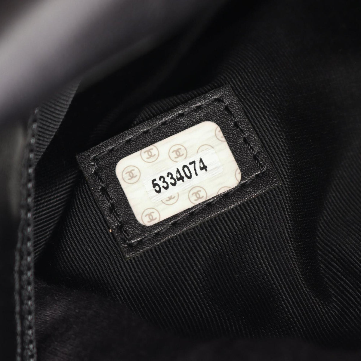 Chanel Black Leather Handbag Shoulder Bag (Pre-Owned)