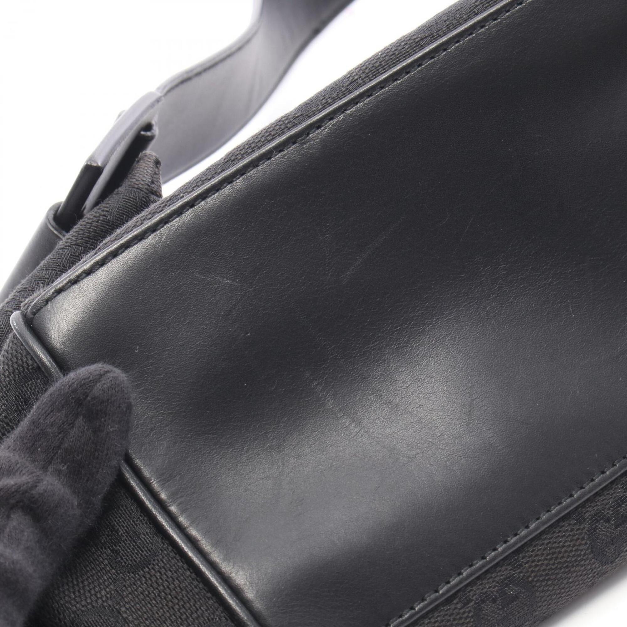 Gucci Gg Canvas Black Gg Canvas Handbag Shoulder Bag (Pre-Owned)