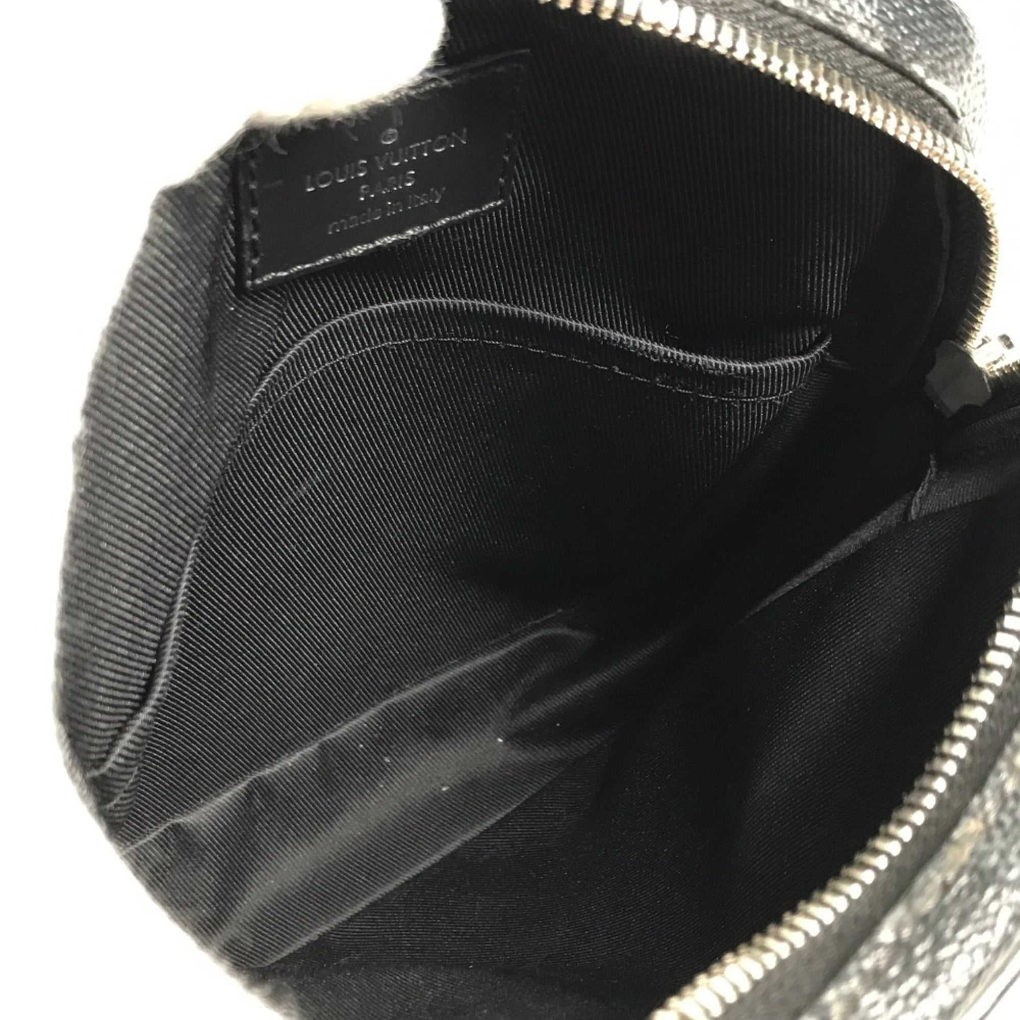 Louis Vuitton Black Damier Graphite Pochette Shoulder Bag (Pre-Owned)