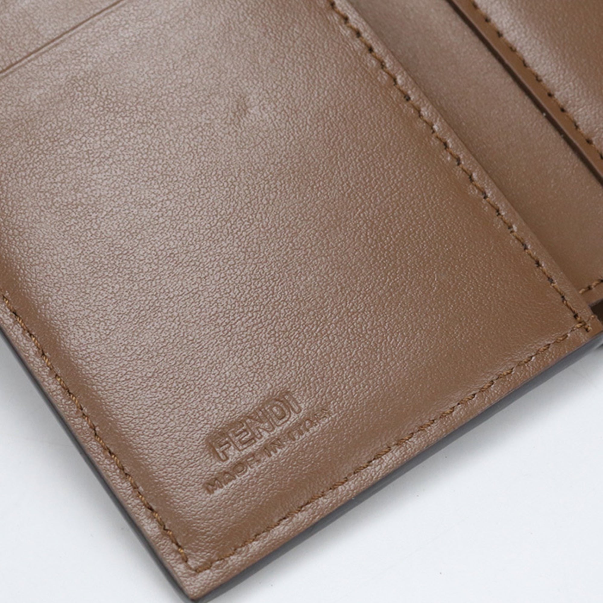 Fendi Brown Leather Wallet (Tri-Fold) (Pre-Owned)