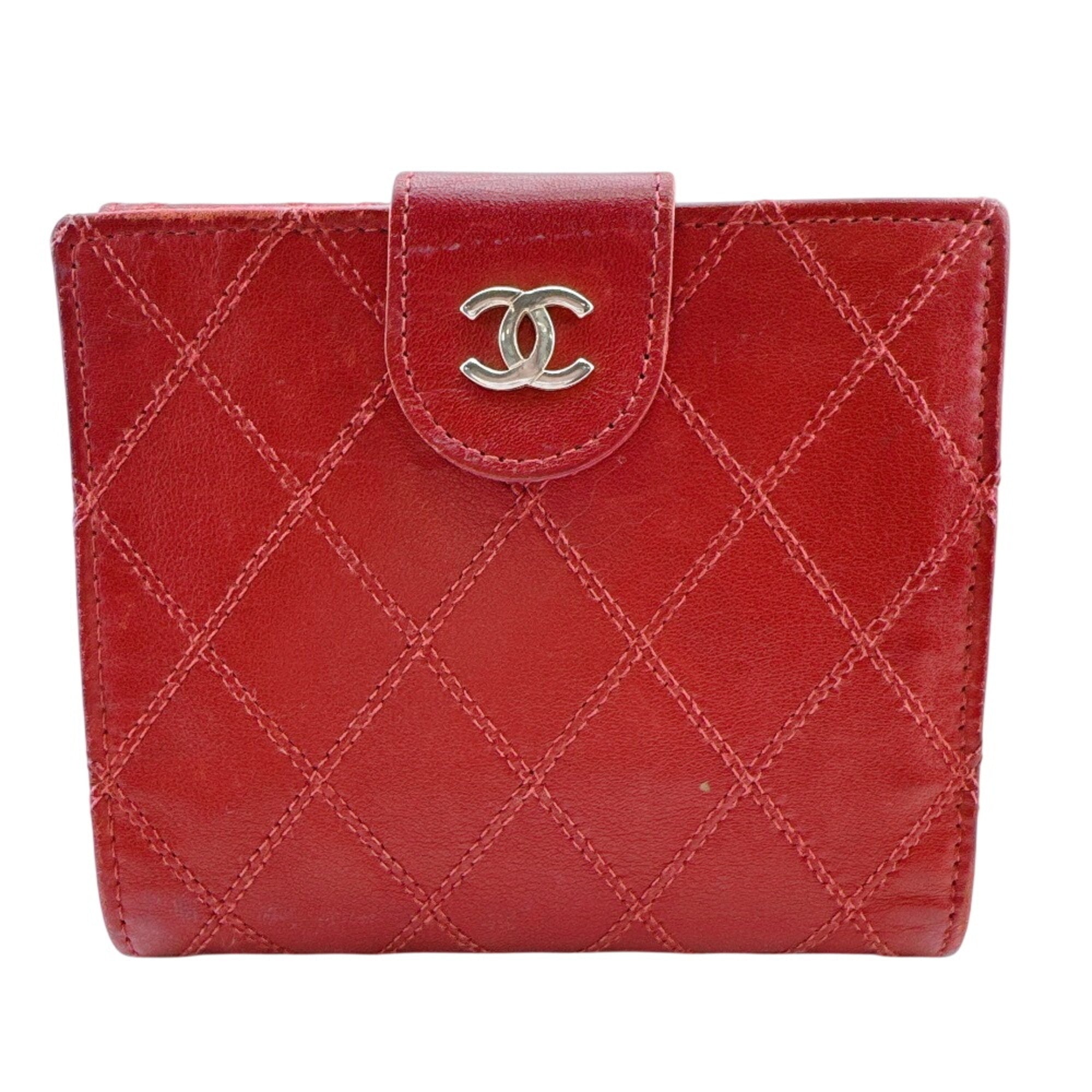 Chanel Red Color Leather Wallet (Bi-Fold) (Pre-Owned)