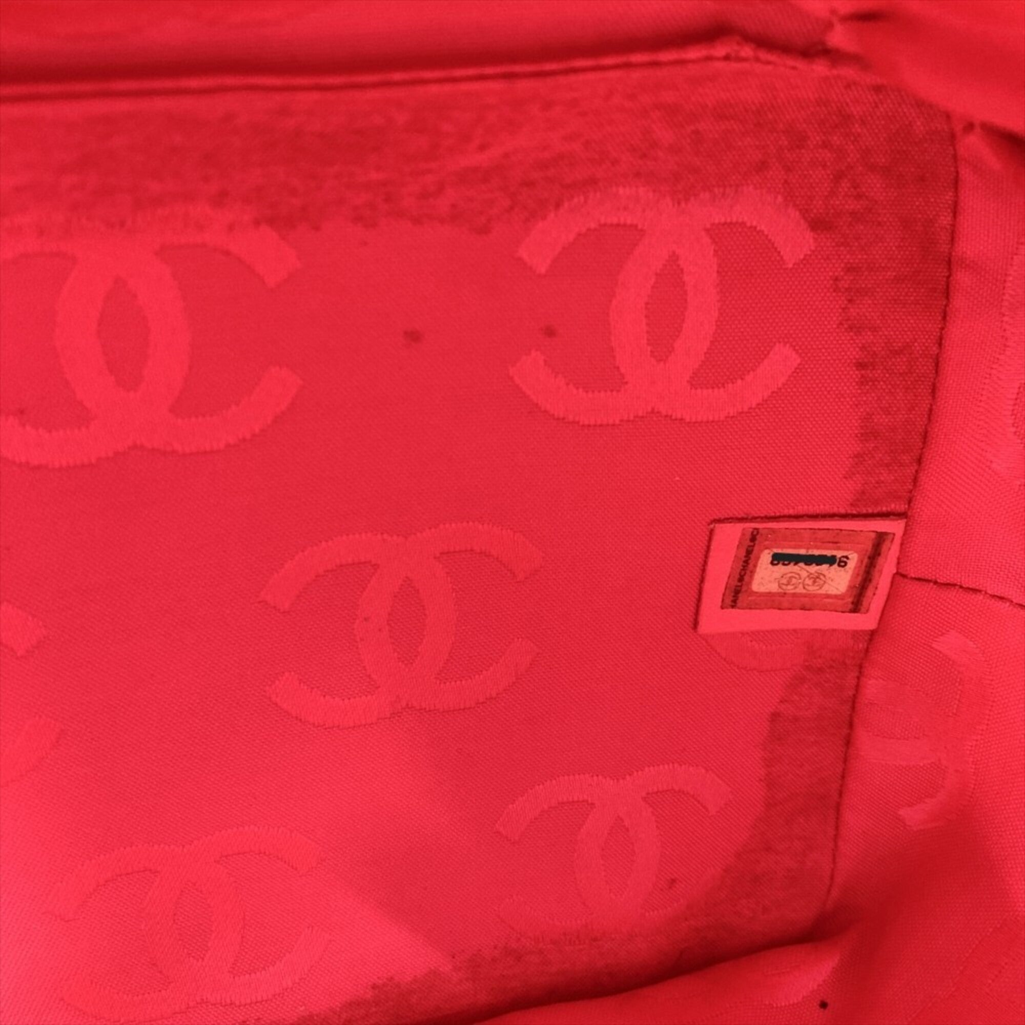 Chanel Black Leather Tote Bag (Pre-Owned)