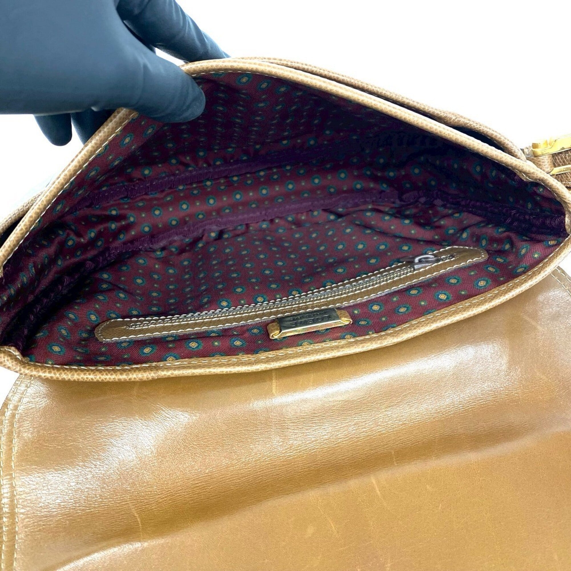 Loewe Beige Leather Pochette Shoulder Bag (Pre-Owned)