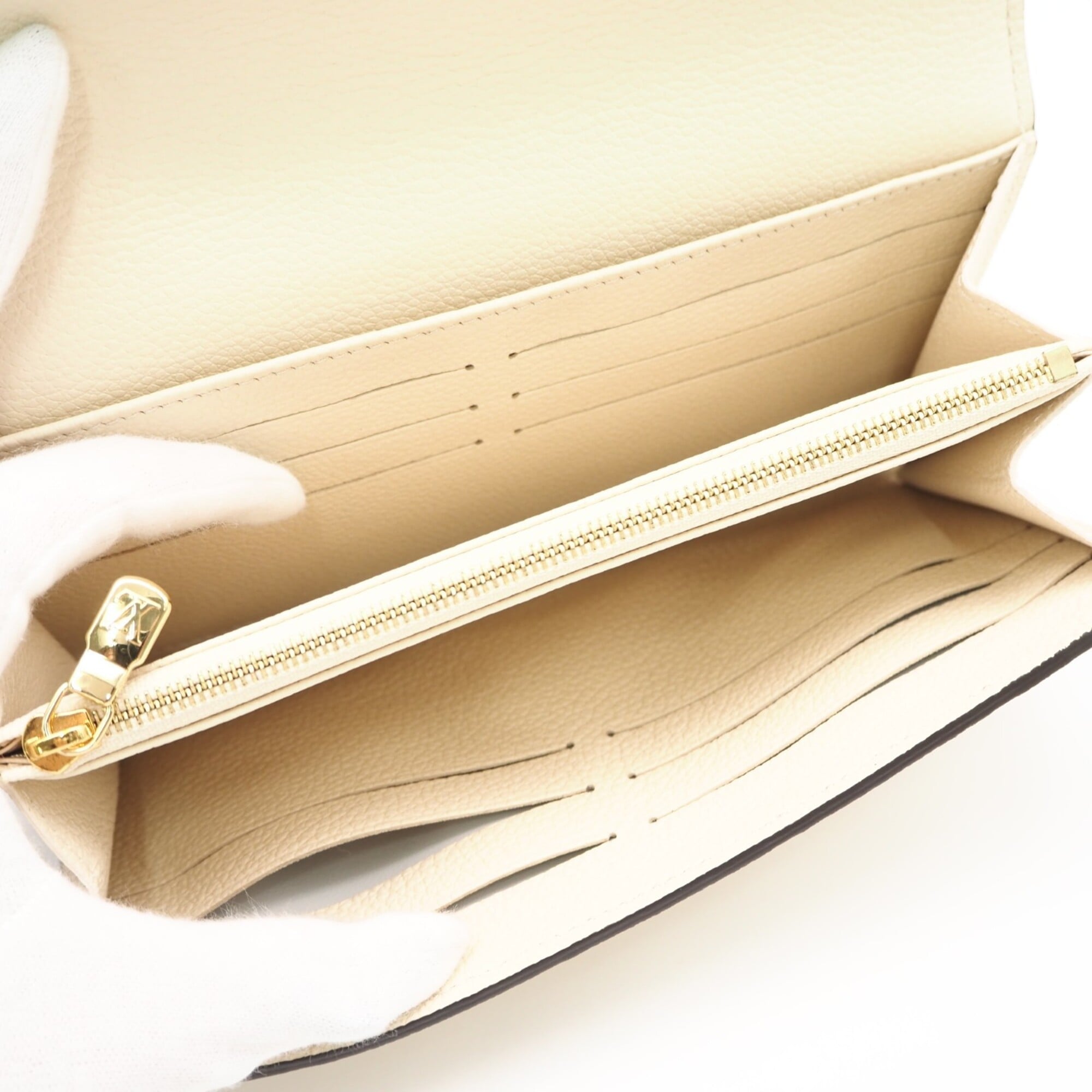 Louis Vuitton Beige Leather Long Wallet (Bi-Fold) (Pre-Owned)