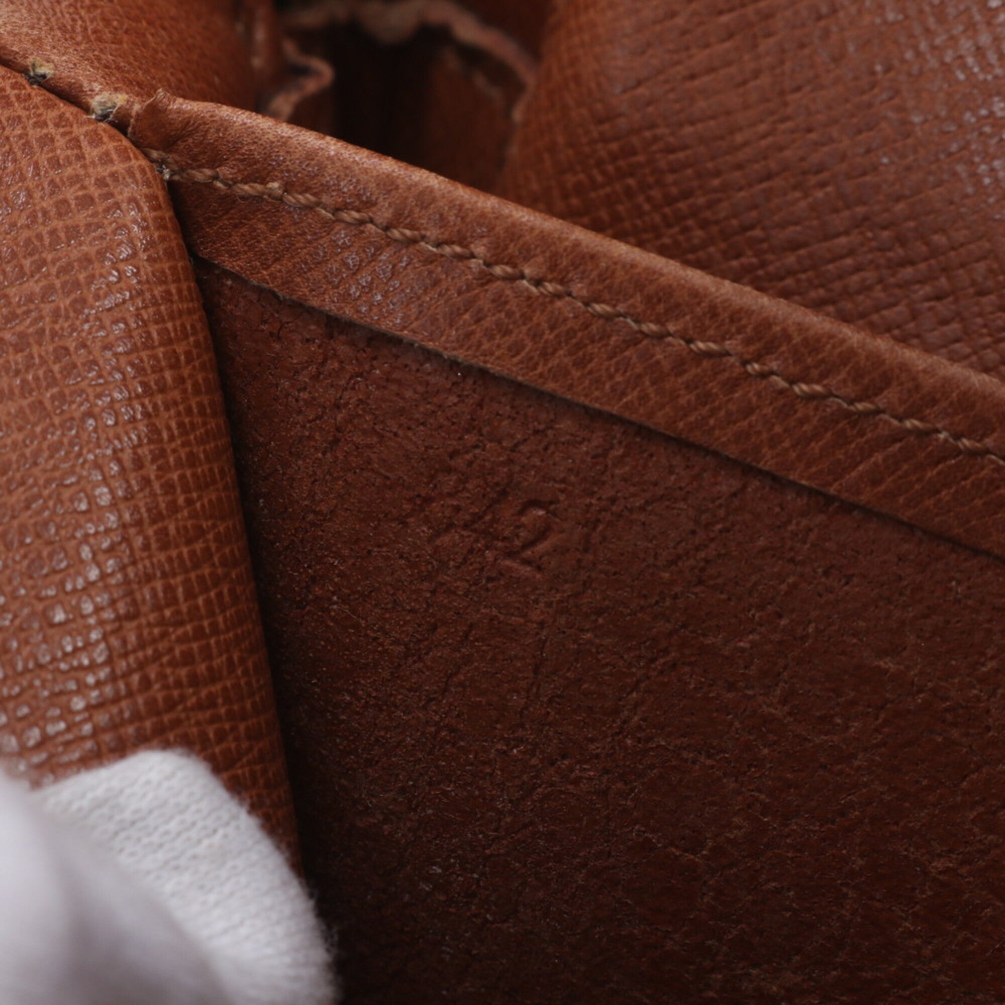 Louis Vuitton Brown Leather Coated Canvas Messenger Bag Shoulder Bag Tote Bag (Pre-Owned)