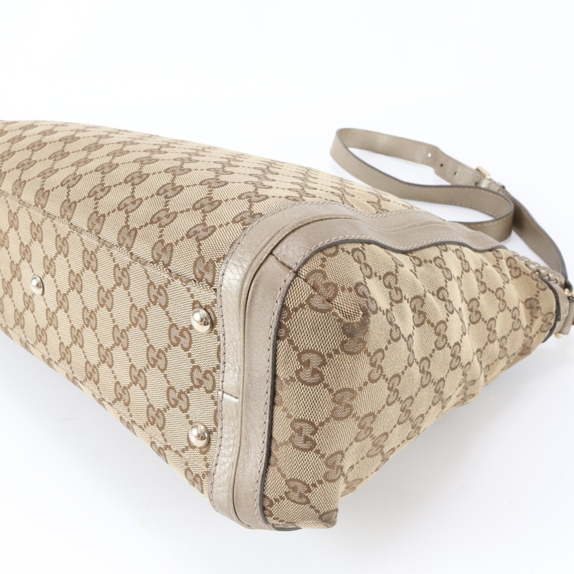 Gucci Gg Canvas Beige Gold Gg Canvas Shoulder Bag (Pre-Owned)