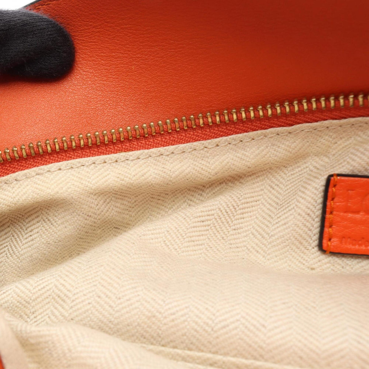 Loewe Orange Leather Handbag (Pre-Owned)