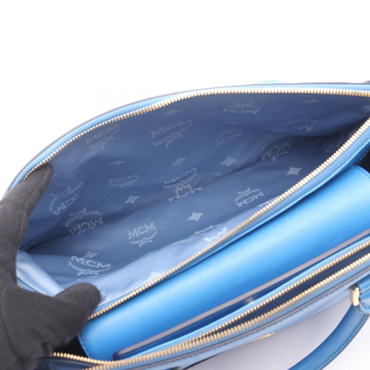 Mcm Blue Leather Handbag (Pre-Owned)