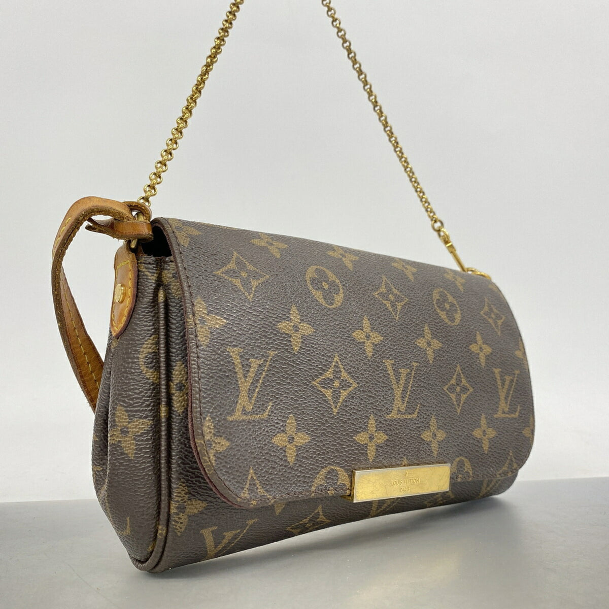 Louis Vuitton Brown Handbag (Pre-Owned)