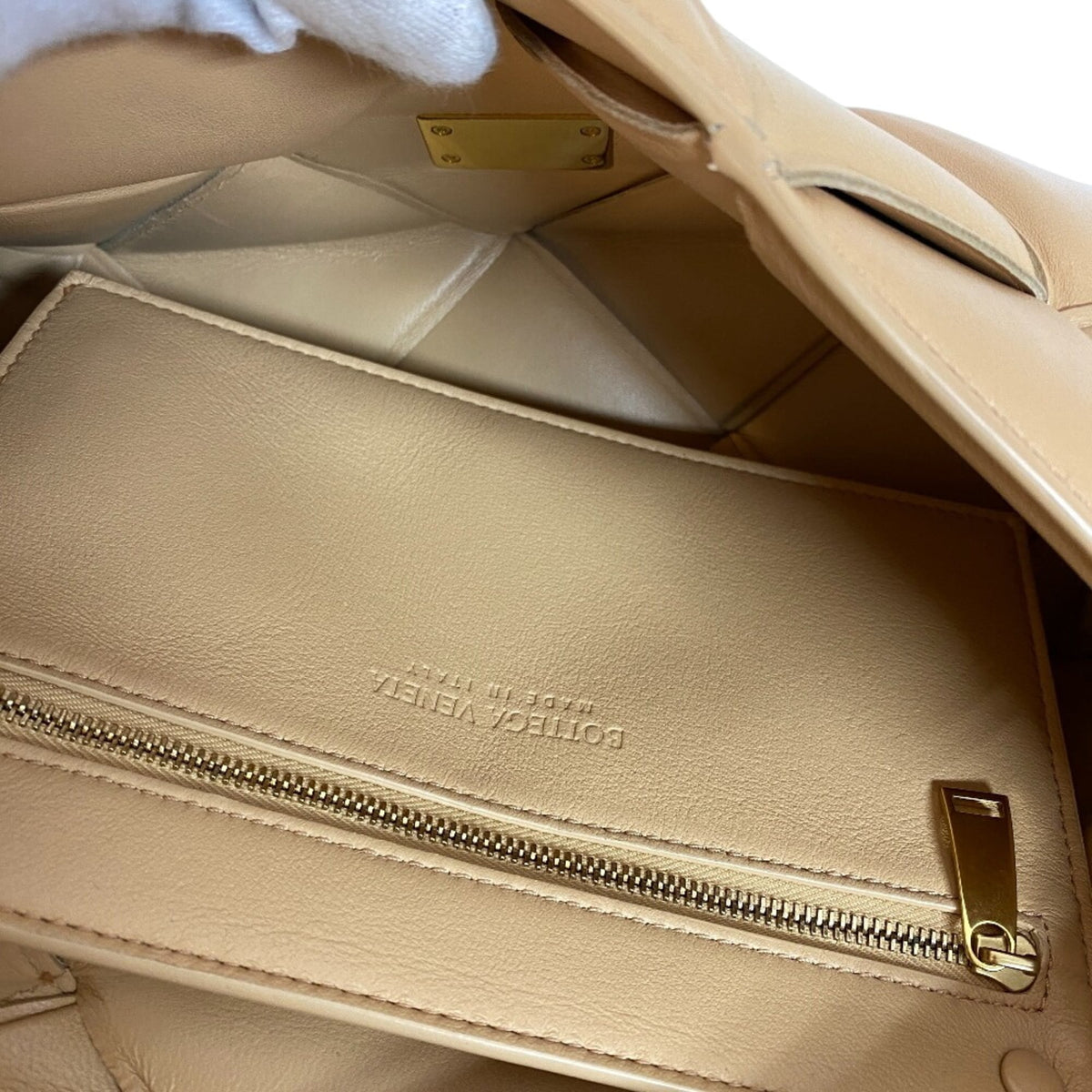 Bottega Veneta Beige Leather Shoulder Bag (Pre-Owned)