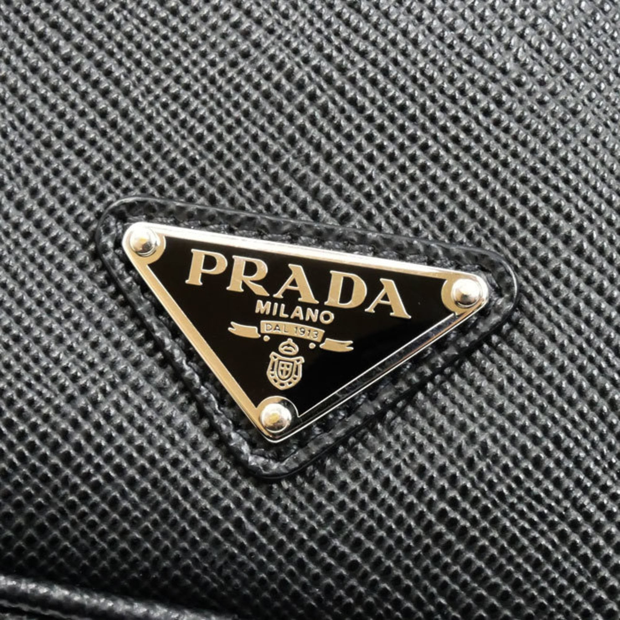 Prada Black Leather Shoulder Bag (Pre-Owned)
