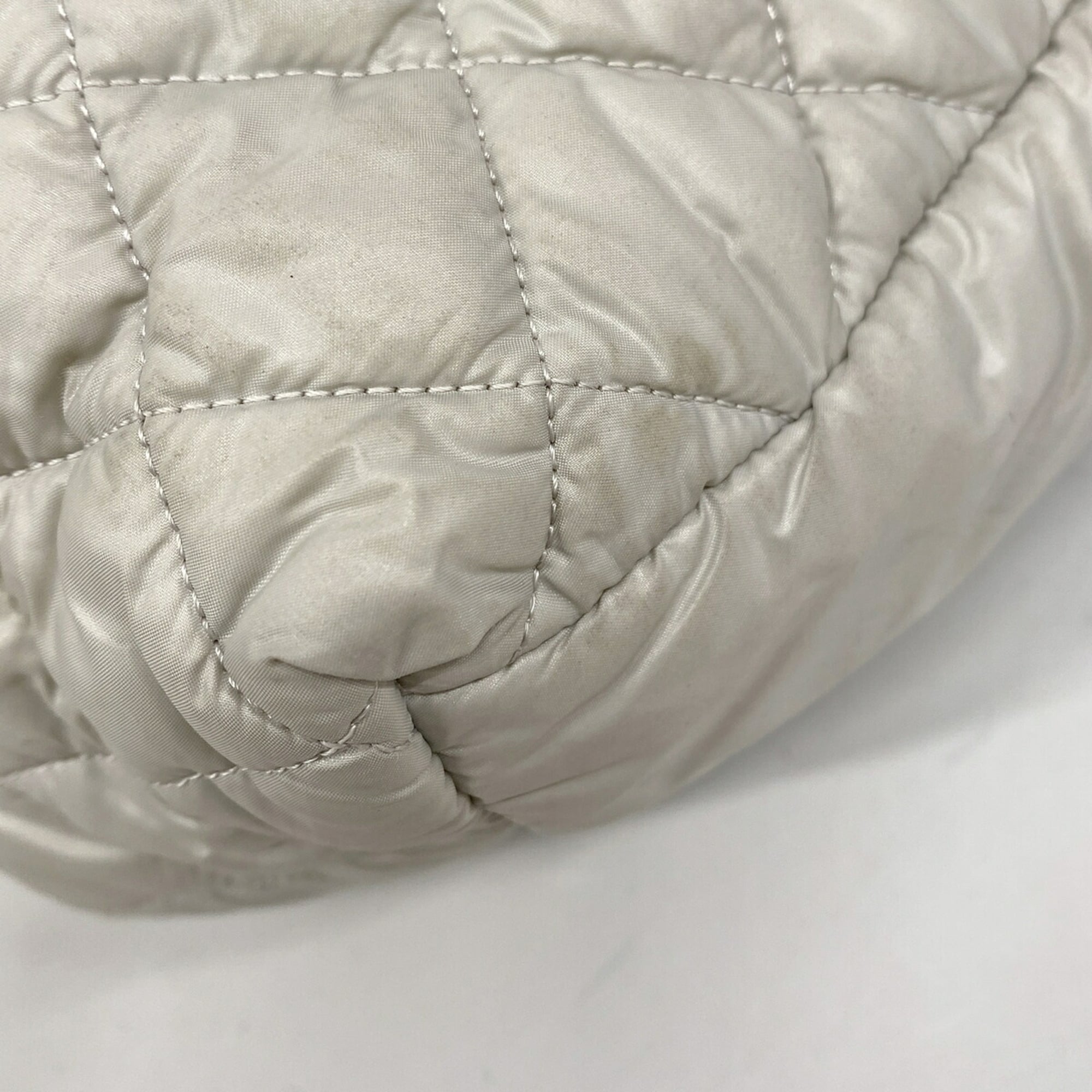 Chanel Gray Nylon Tote Bag (Pre-Owned)