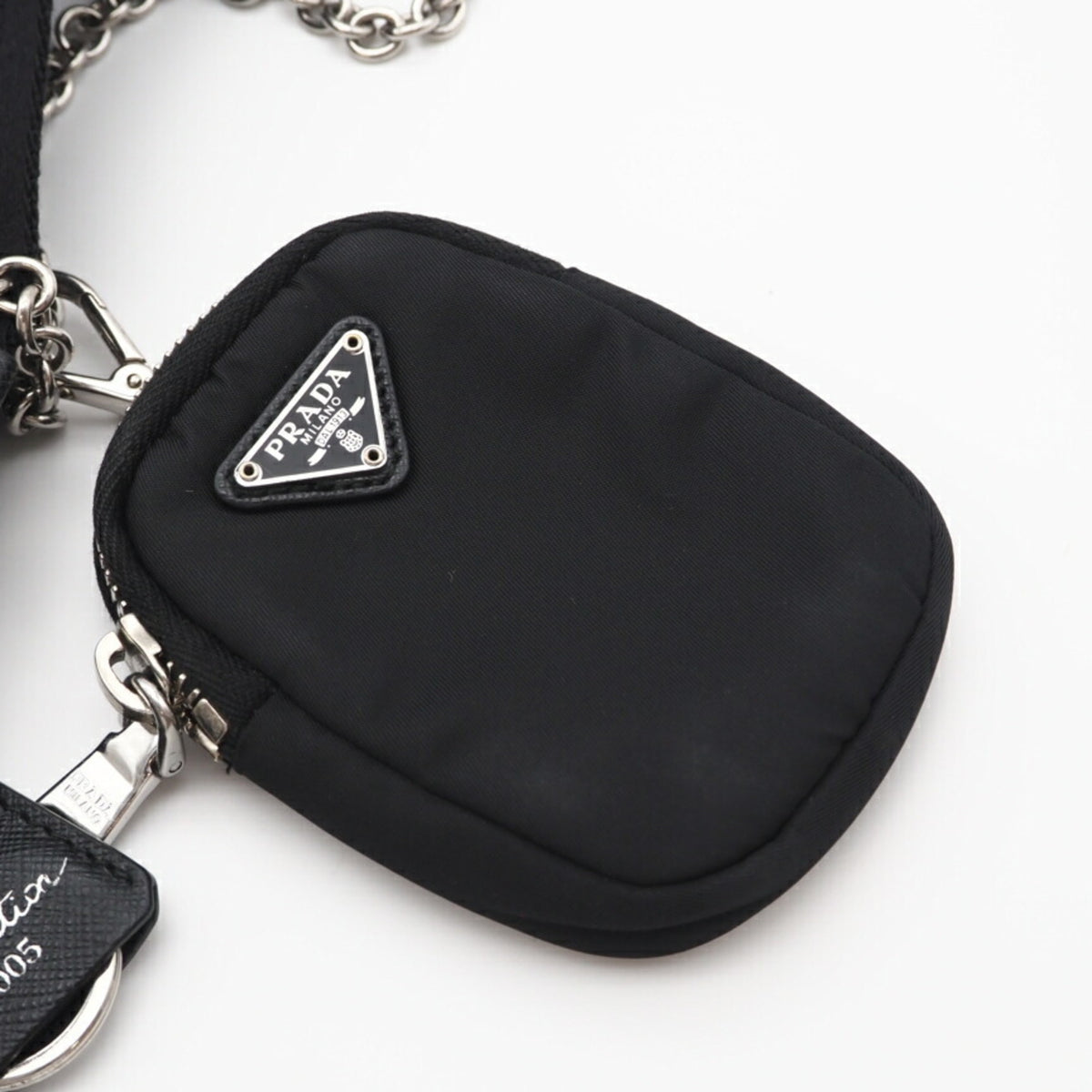 Prada Black Leather Shoulder Bag (Pre-Owned)