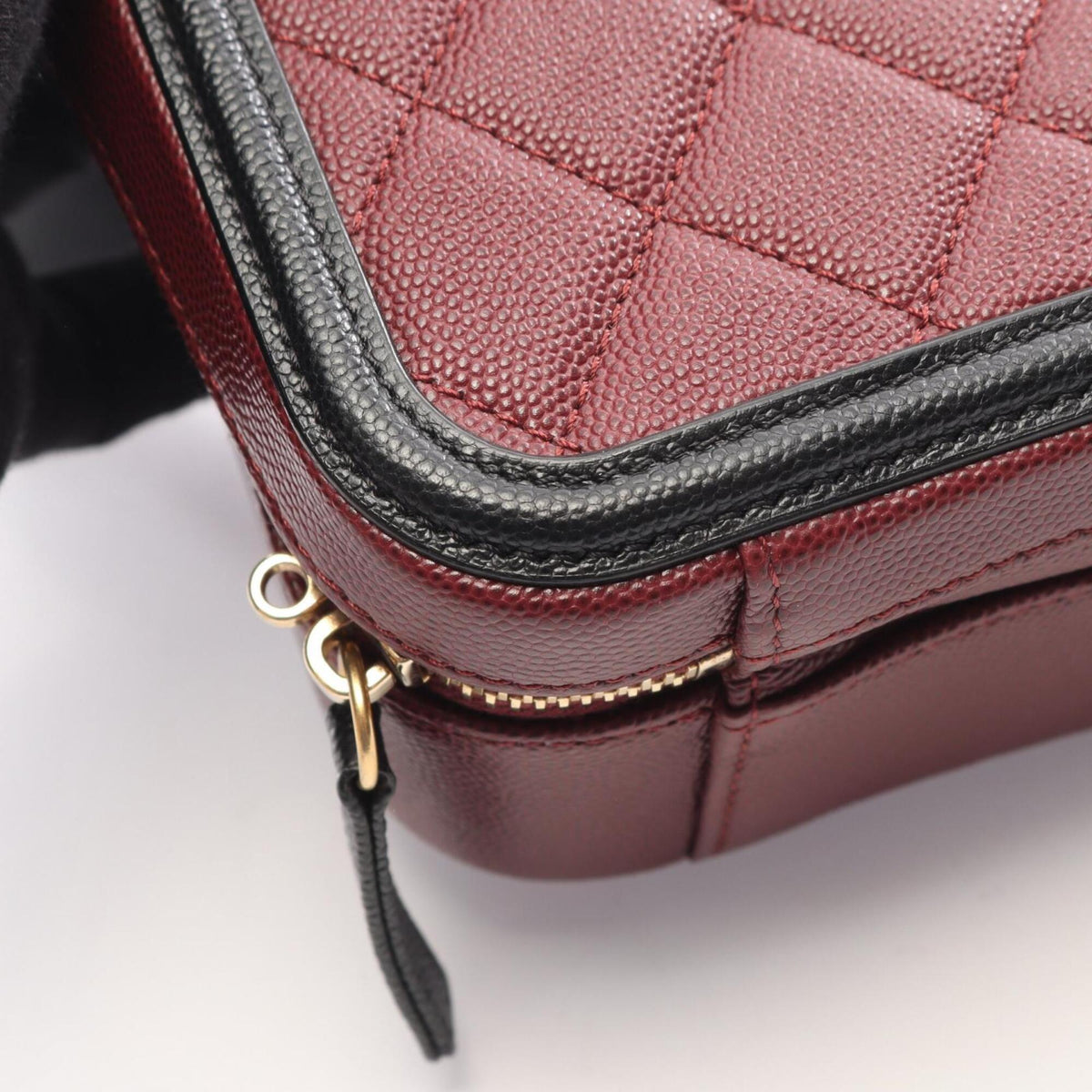 Chanel Black Bordeaux Grained Calfskin Handbag Shoulder Bag Vanity Bag (Pre-Owned)