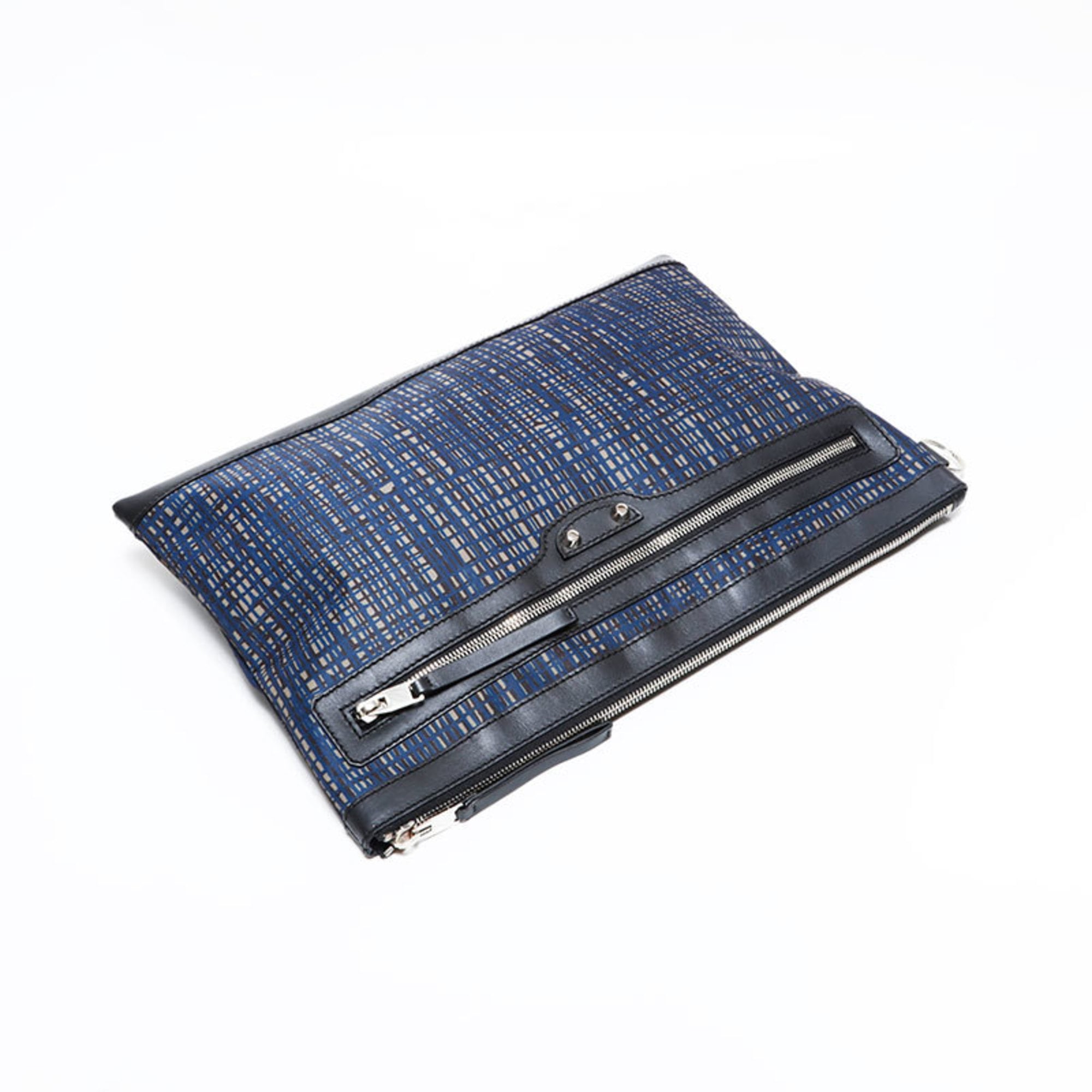 Balenciaga Navy Nylon Clutch Bag (Pre-Owned)